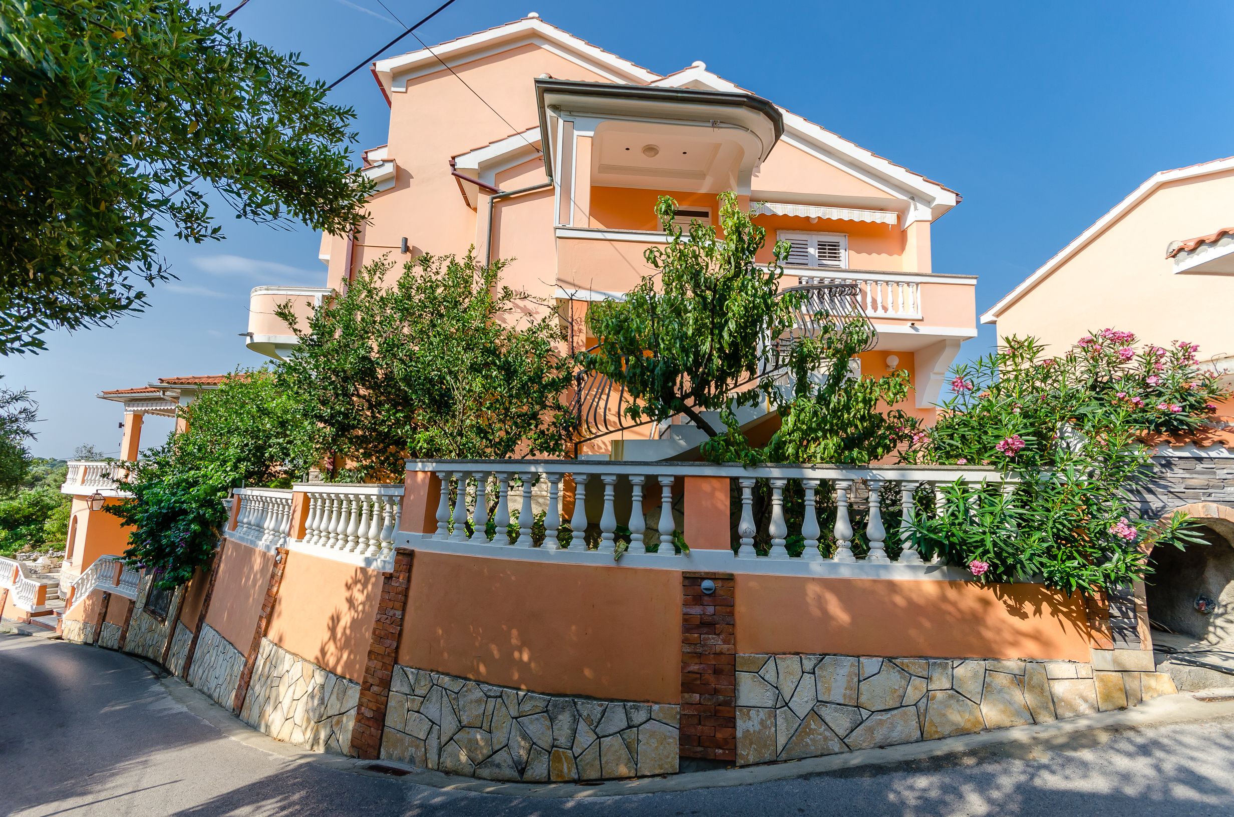 Apartments Darko 68601-A1