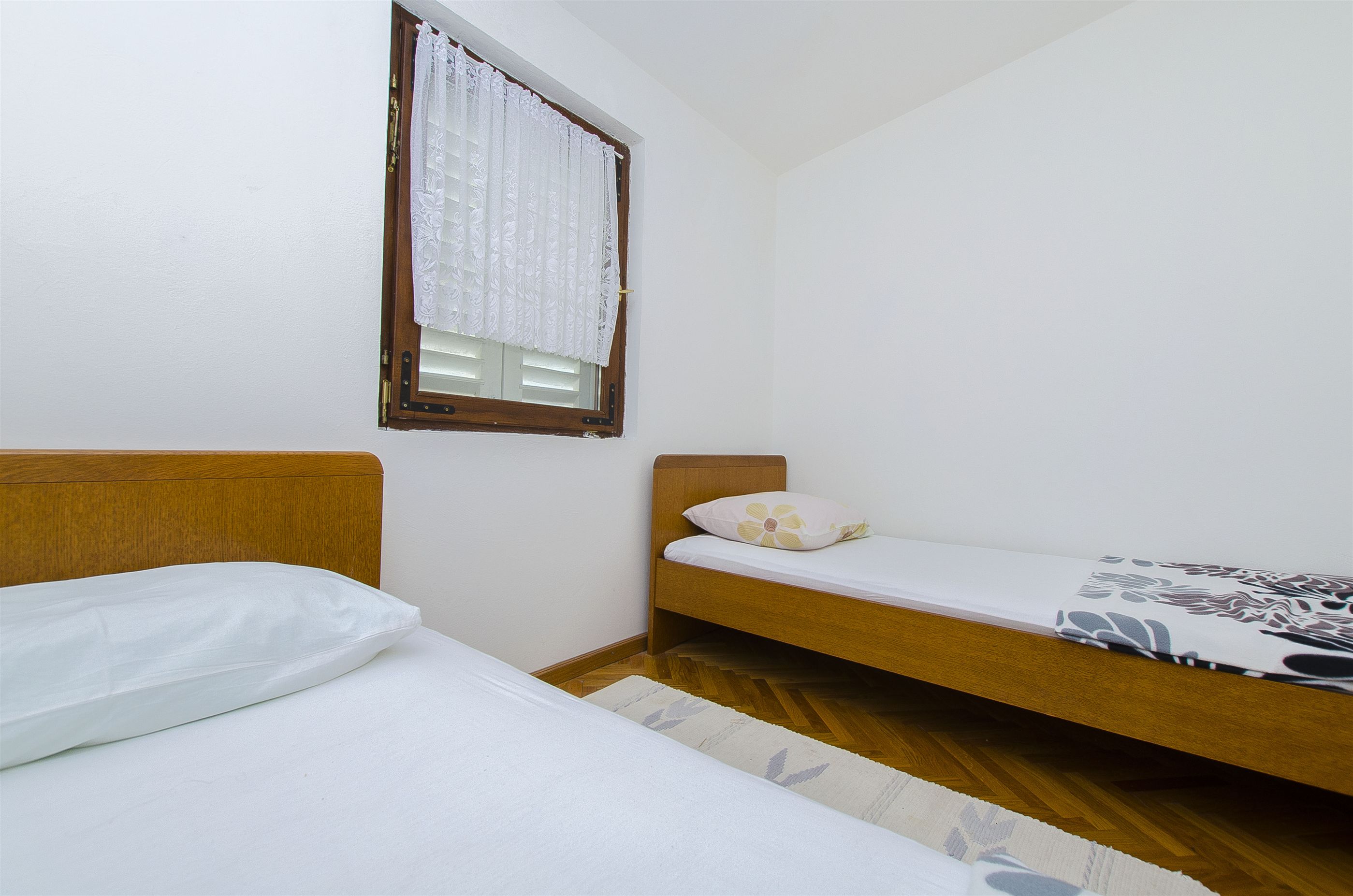 Apartments Vladimir 21671-A2