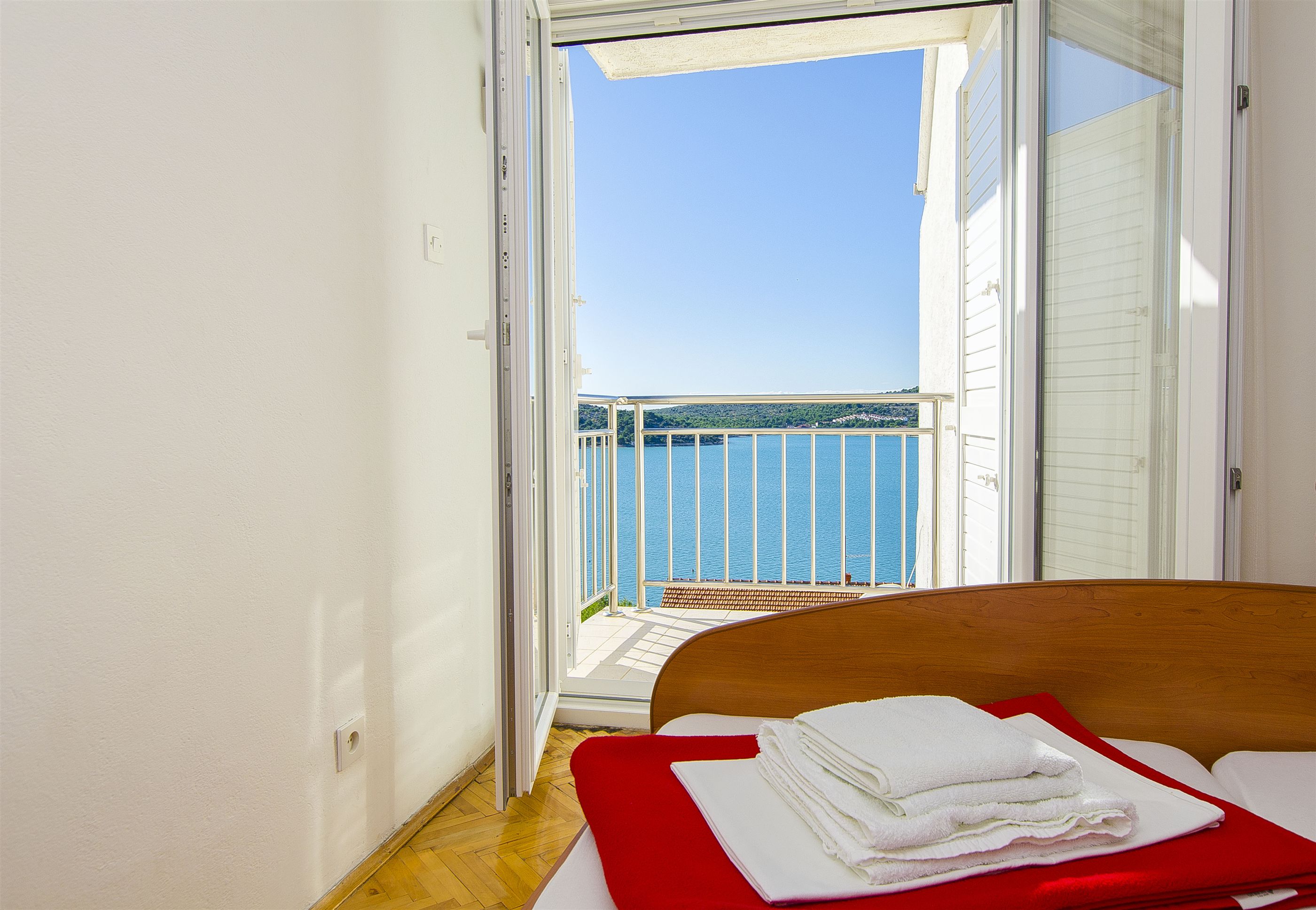 Apartments Rada 26811-A1