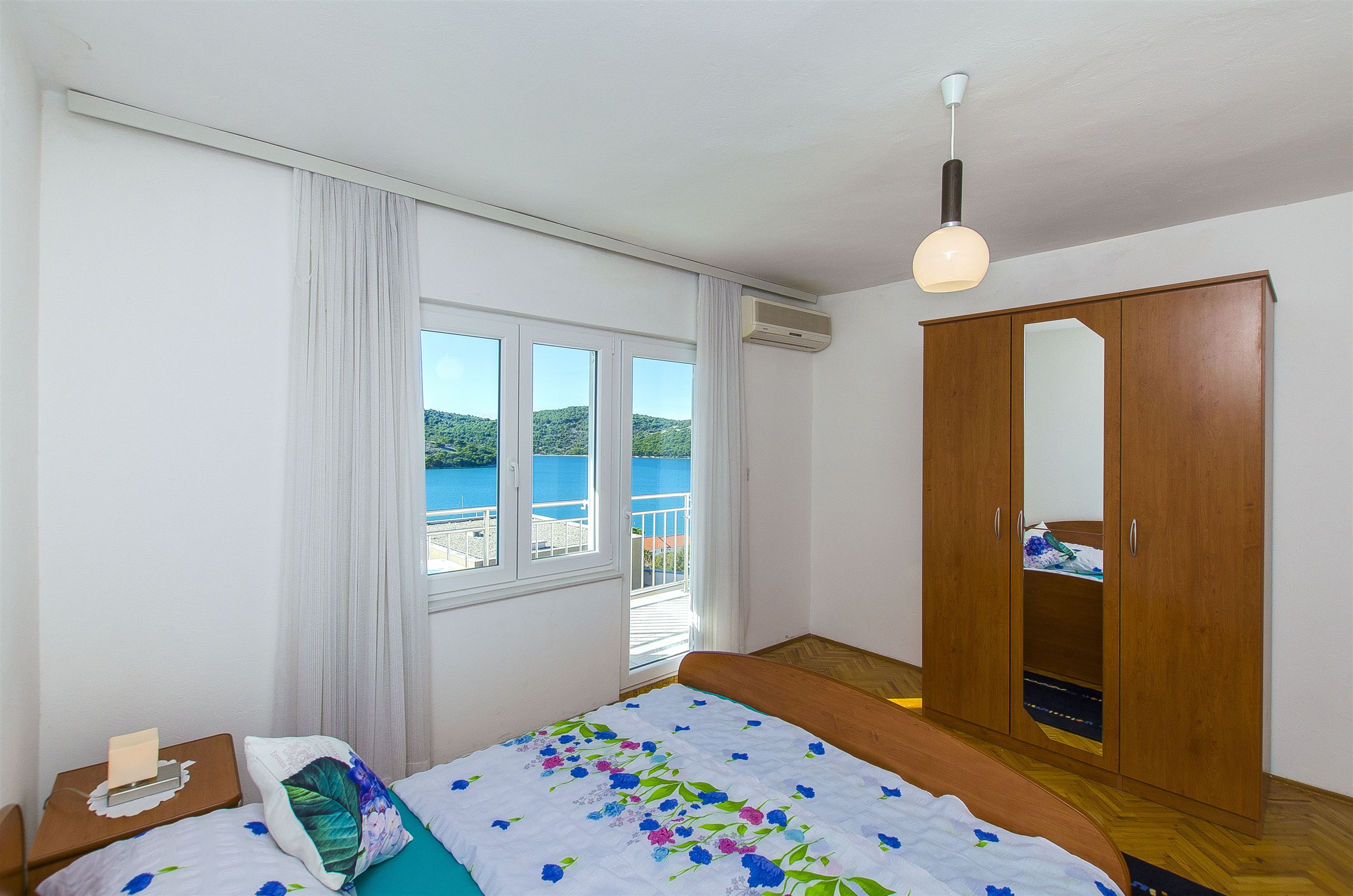 Apartments Rada 26811-A2