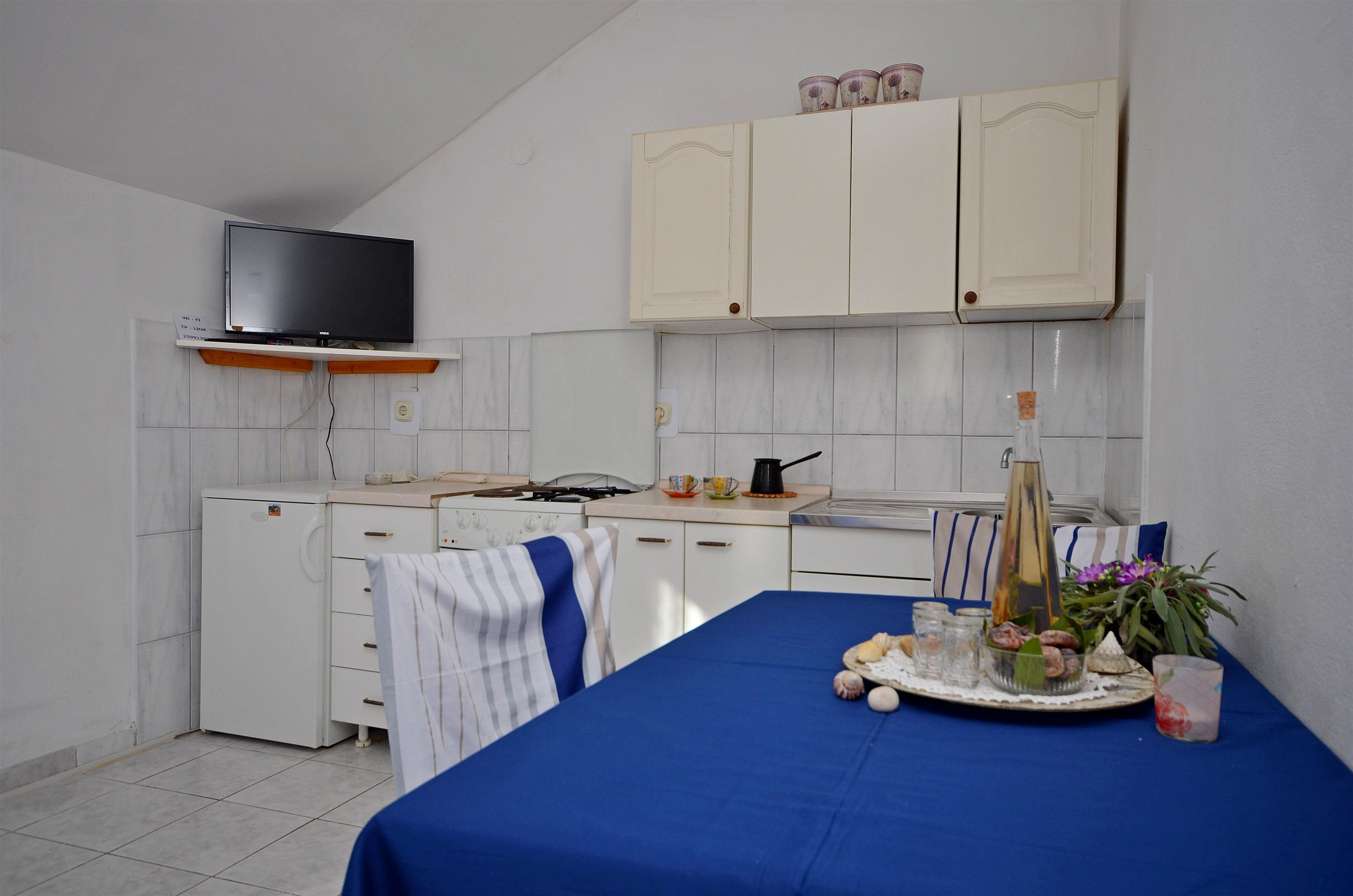 Apartments and Rooms Bepina 28141-A2