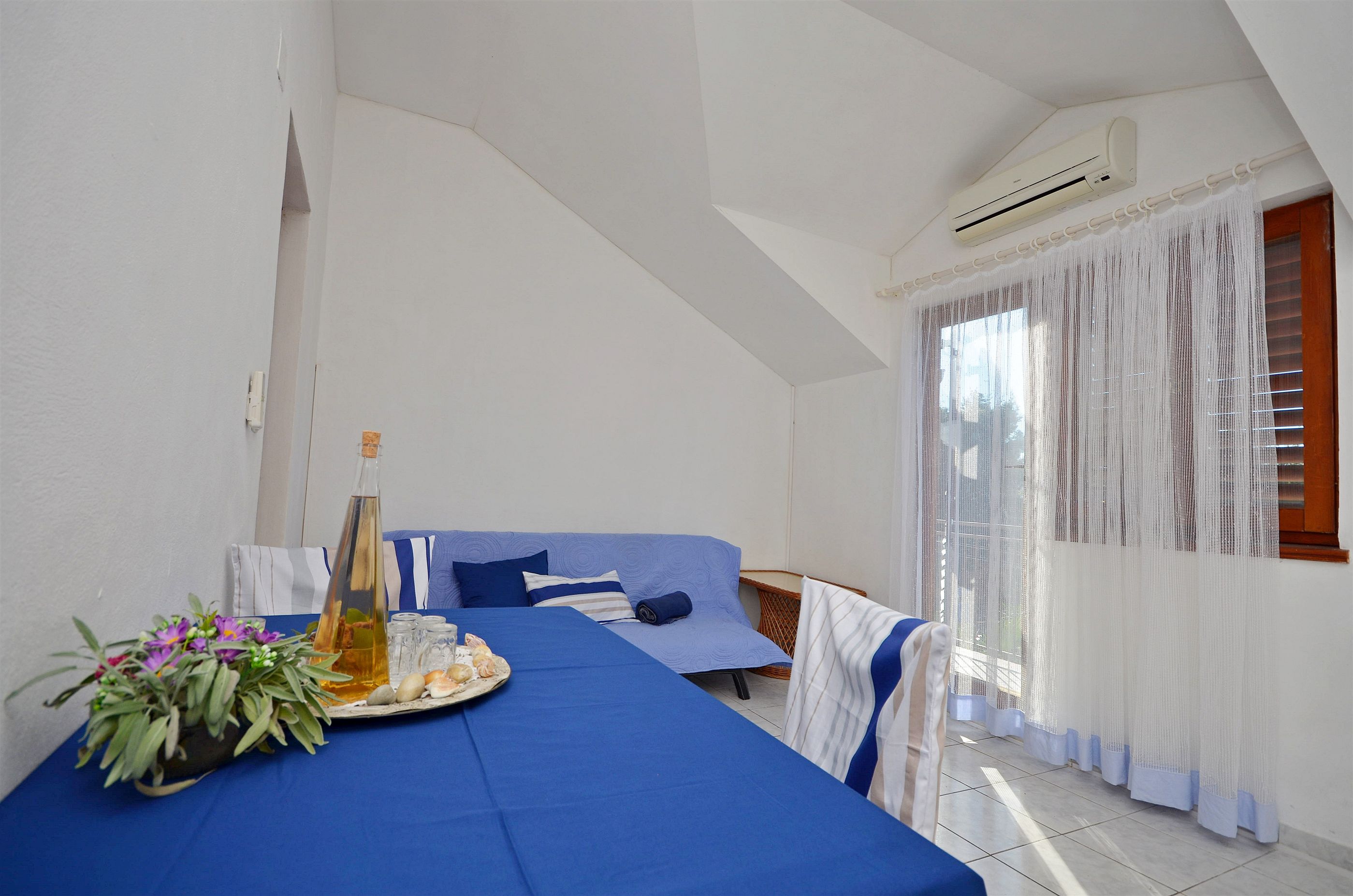 Apartments and Rooms Bepina 28141-A2