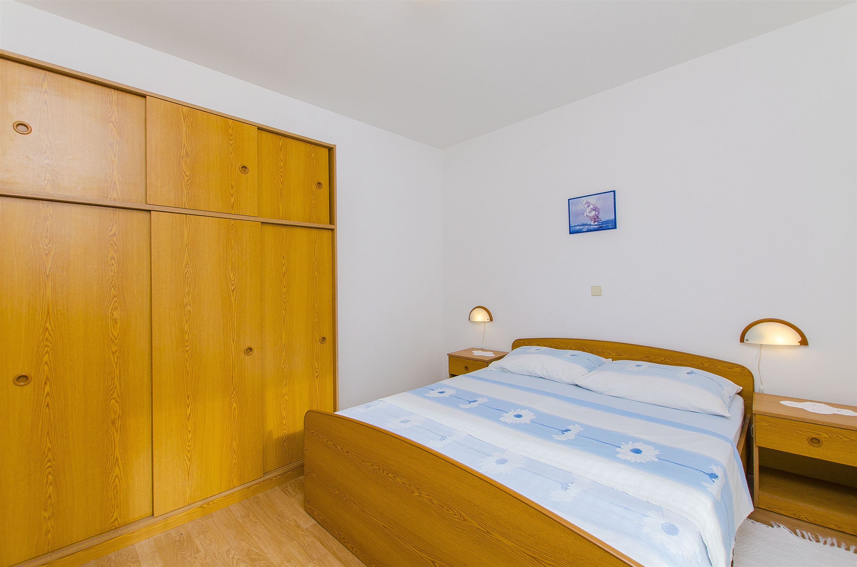 Apartments and Rooms Iva 47621-A9