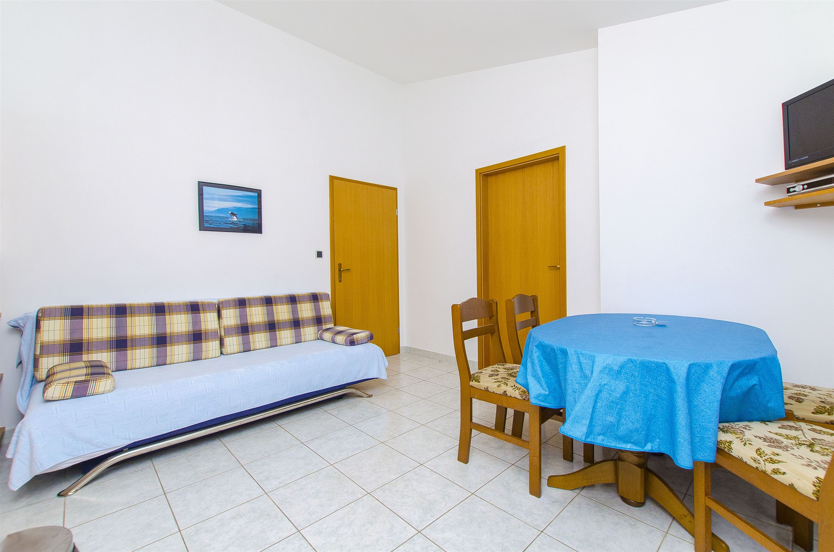 Apartments and Rooms Iva 47621-A14