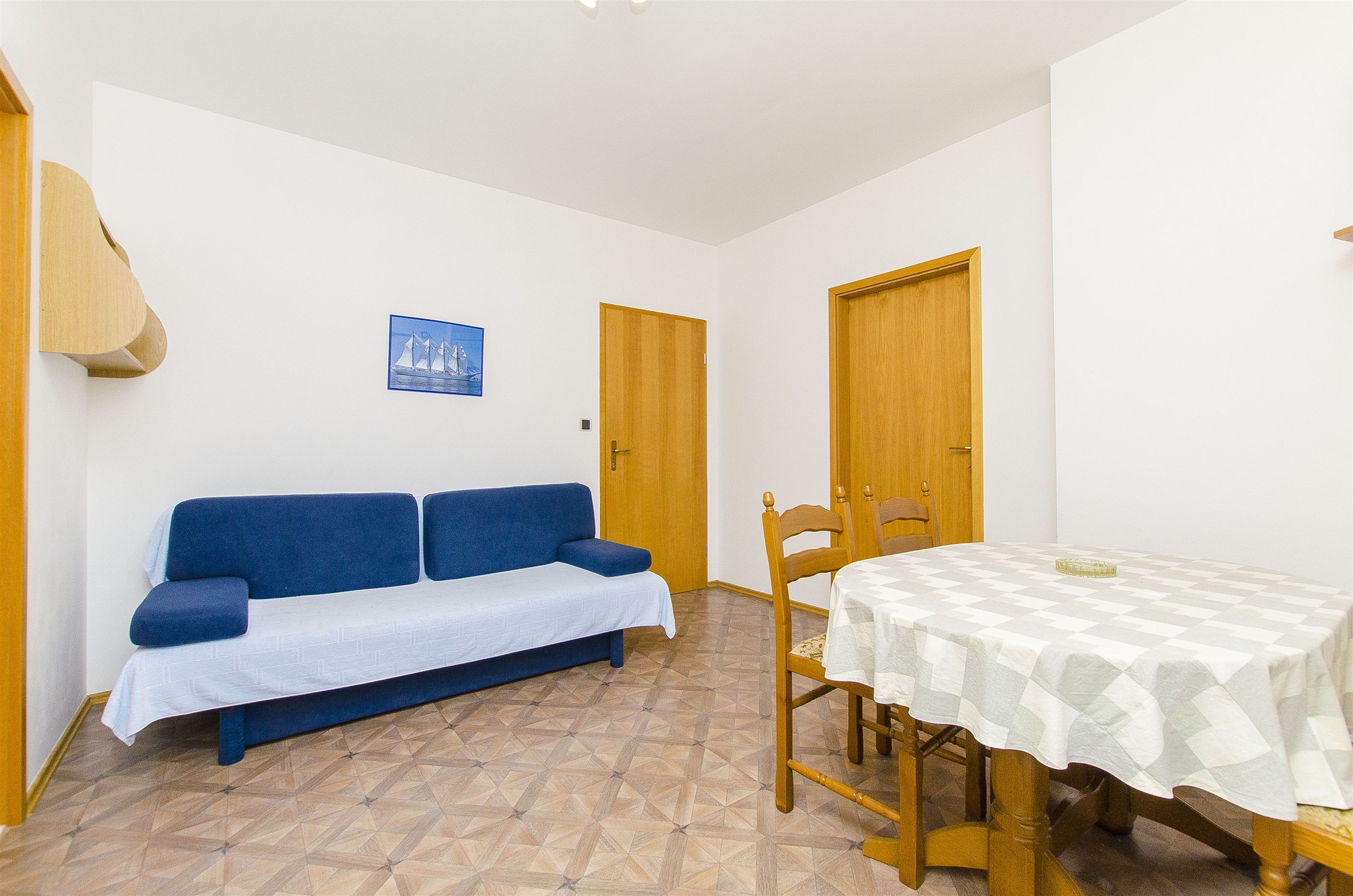 Apartments and Rooms Iva 47621-A11