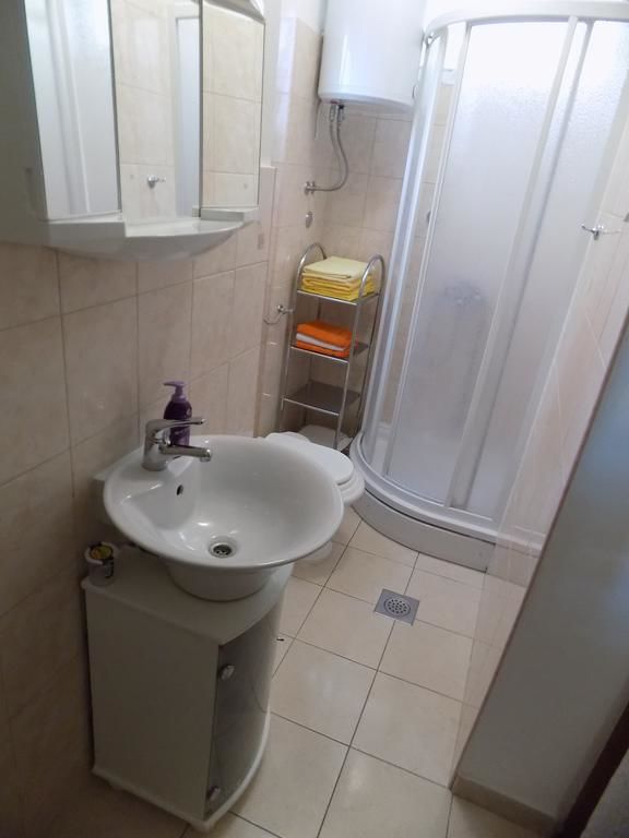 Apartments Mira 26271-A2