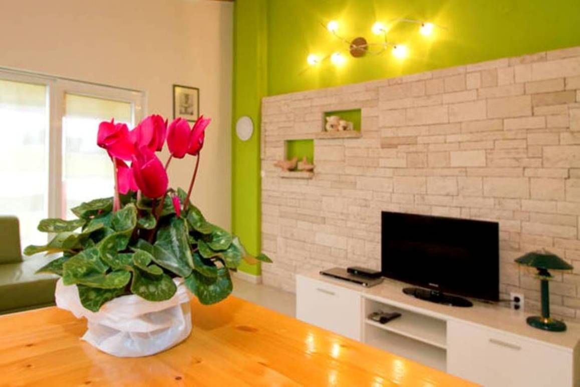 House Tri Marije 15951-K1