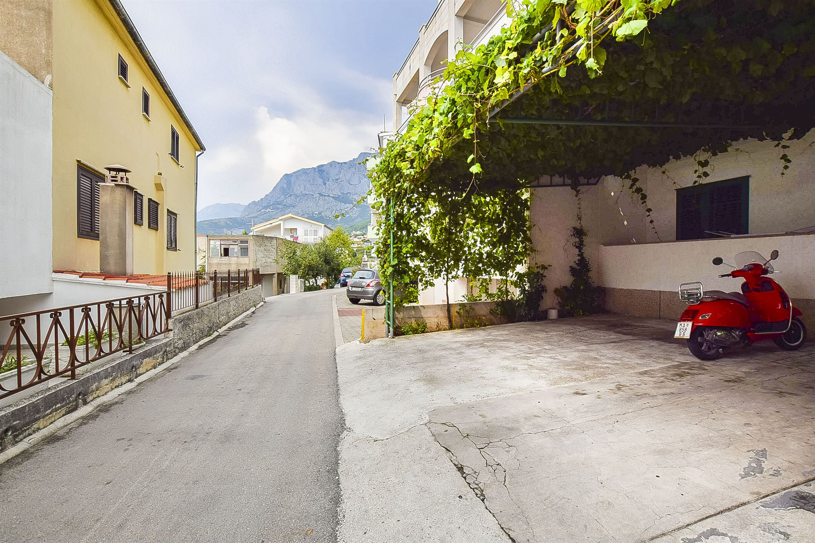 Apartments and Room Nevenka 37001-A1