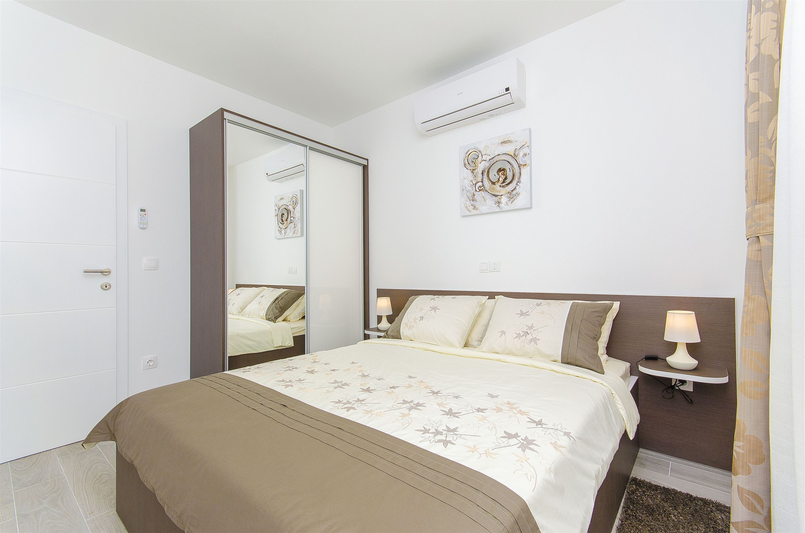 Apartments Villa V 32071-A1