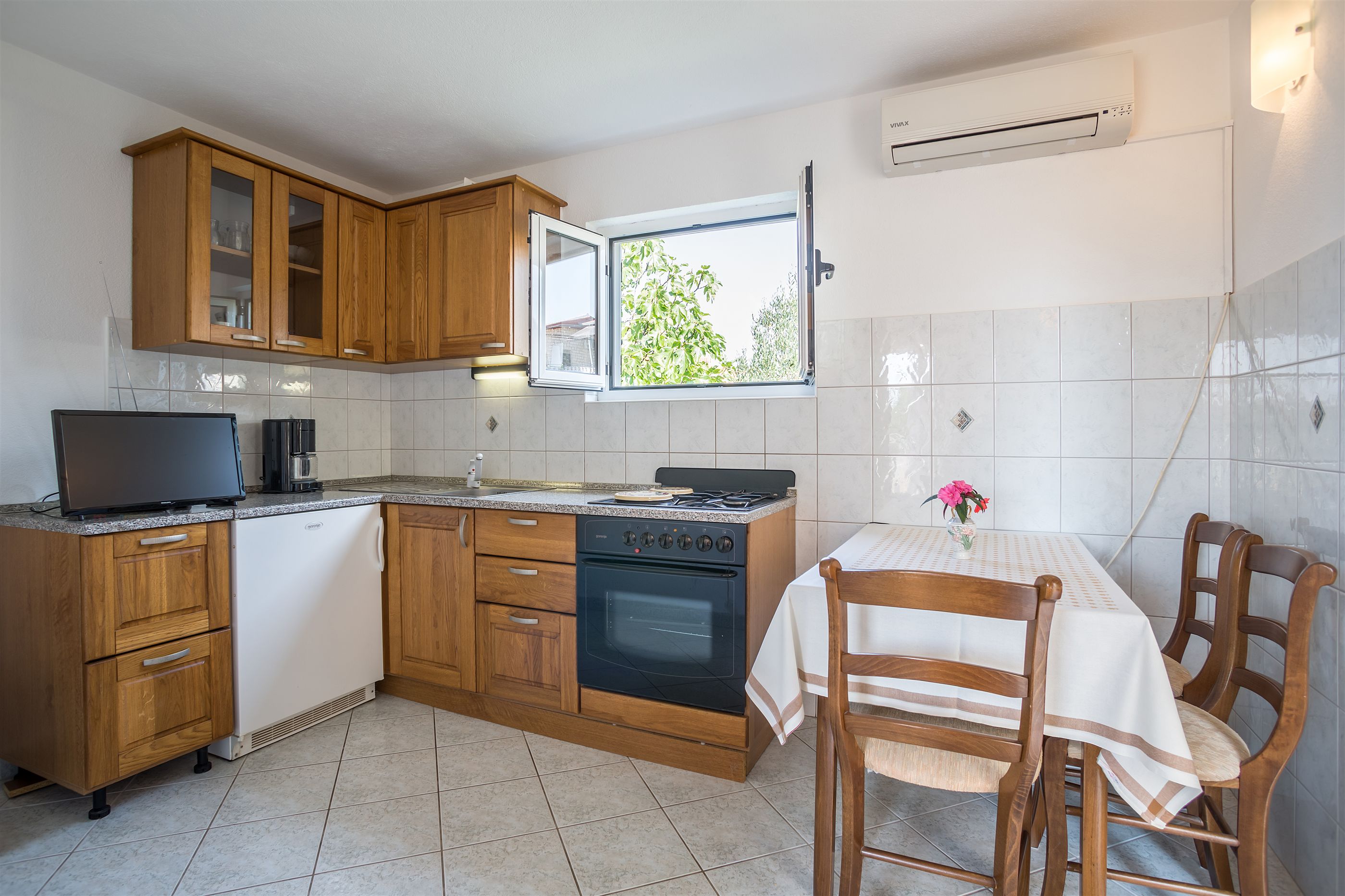 Apartments Matija 33161-A3