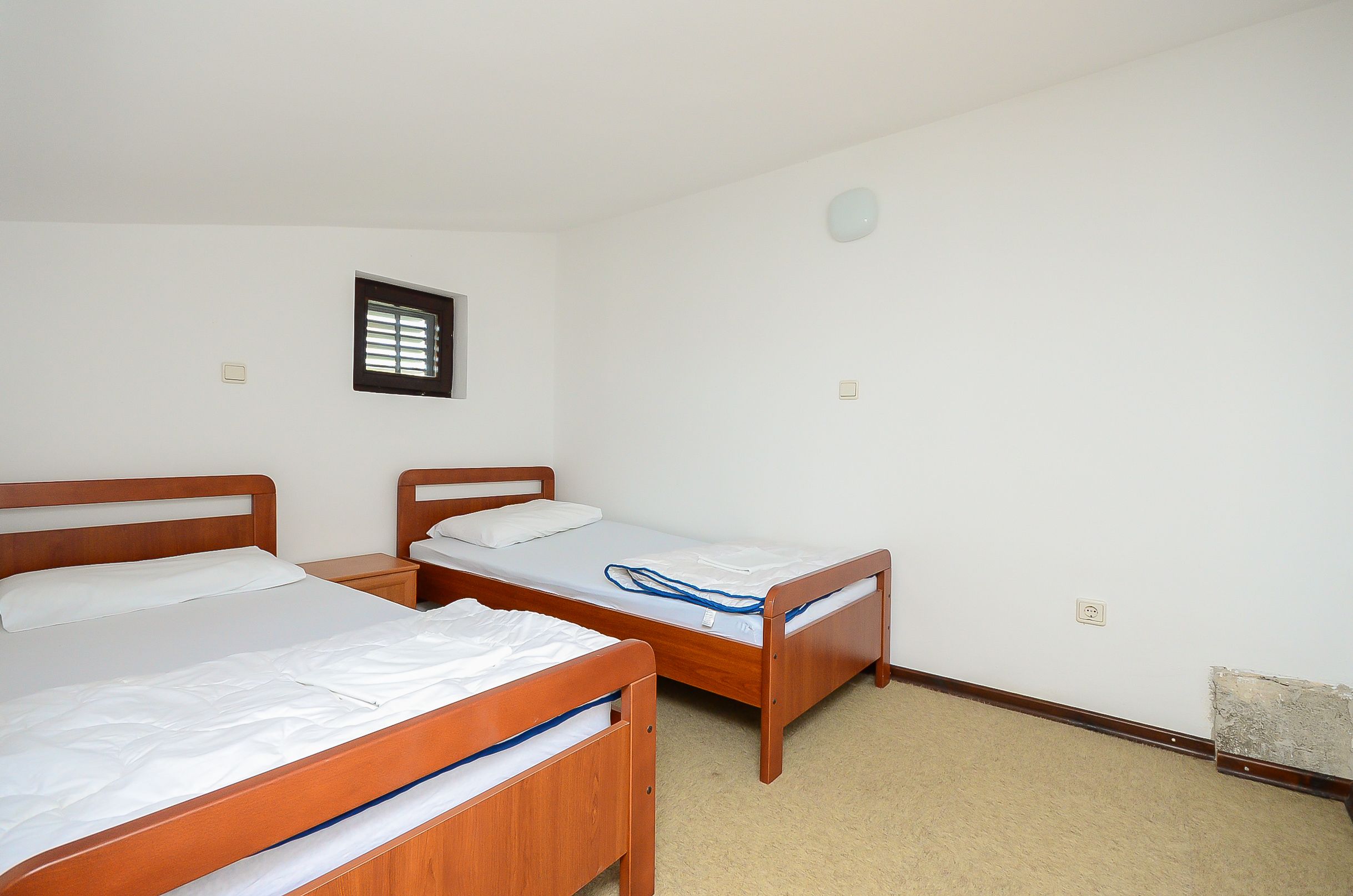 Apartments Dragica 70571-A2
