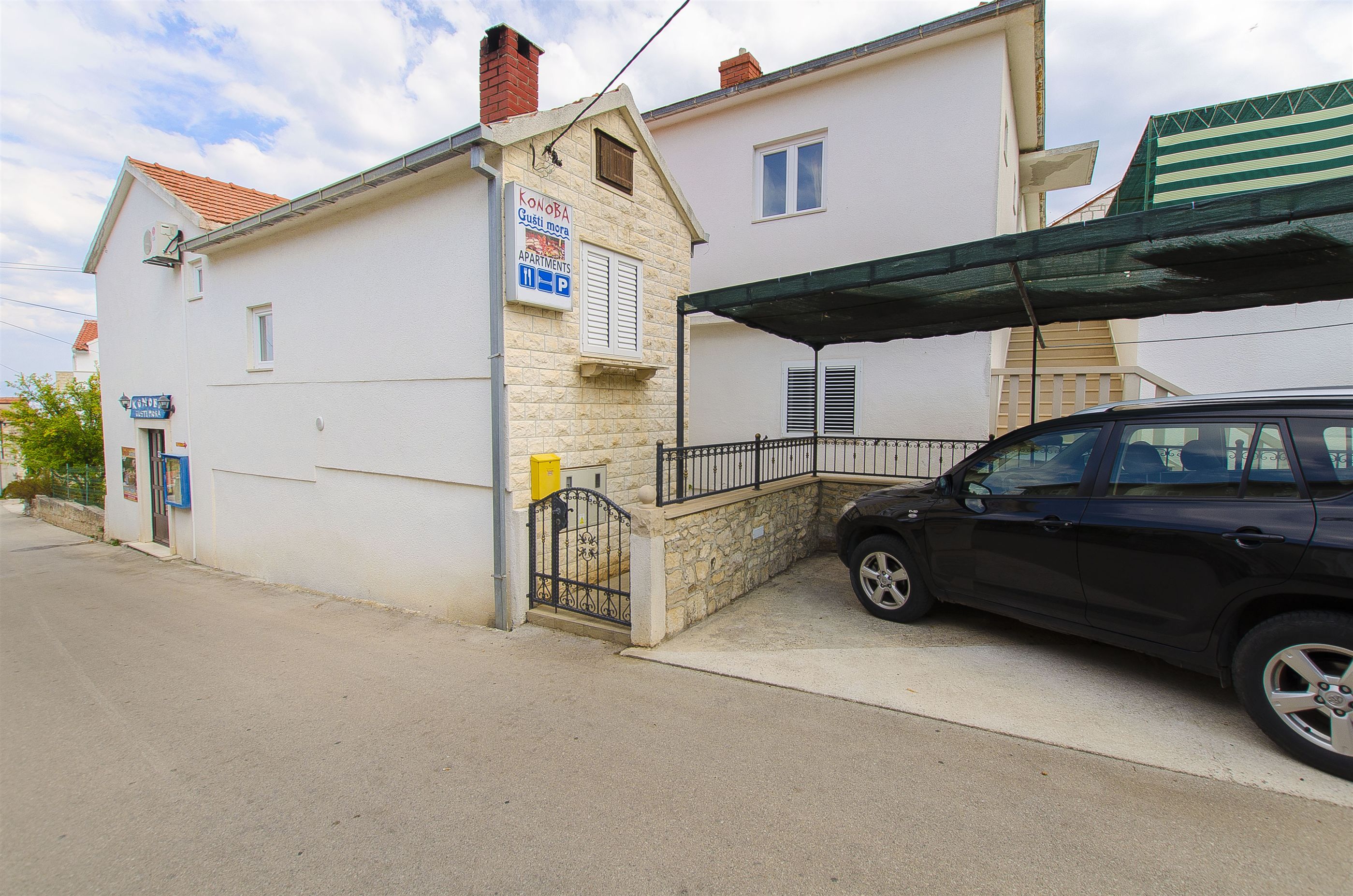 House Anđelka 24832-K1