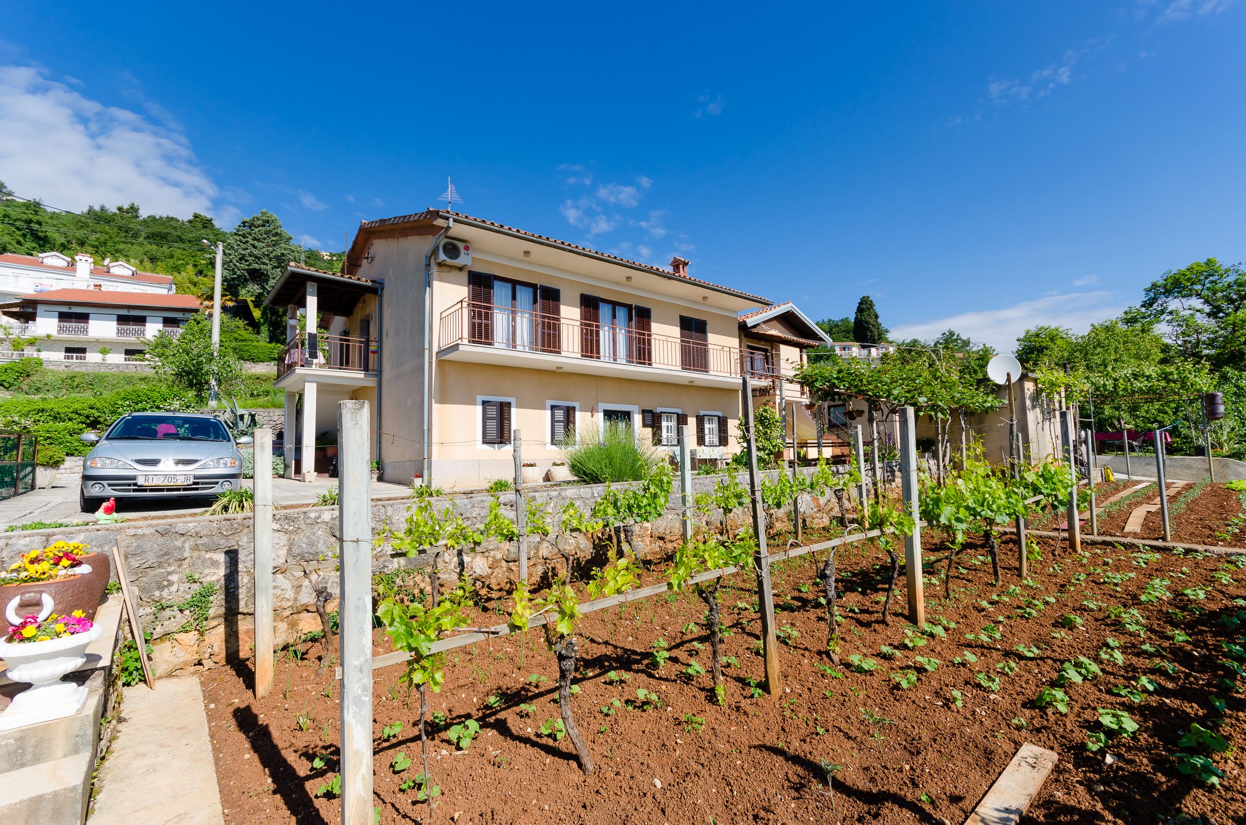 Apartments Ilinka 25061-A2