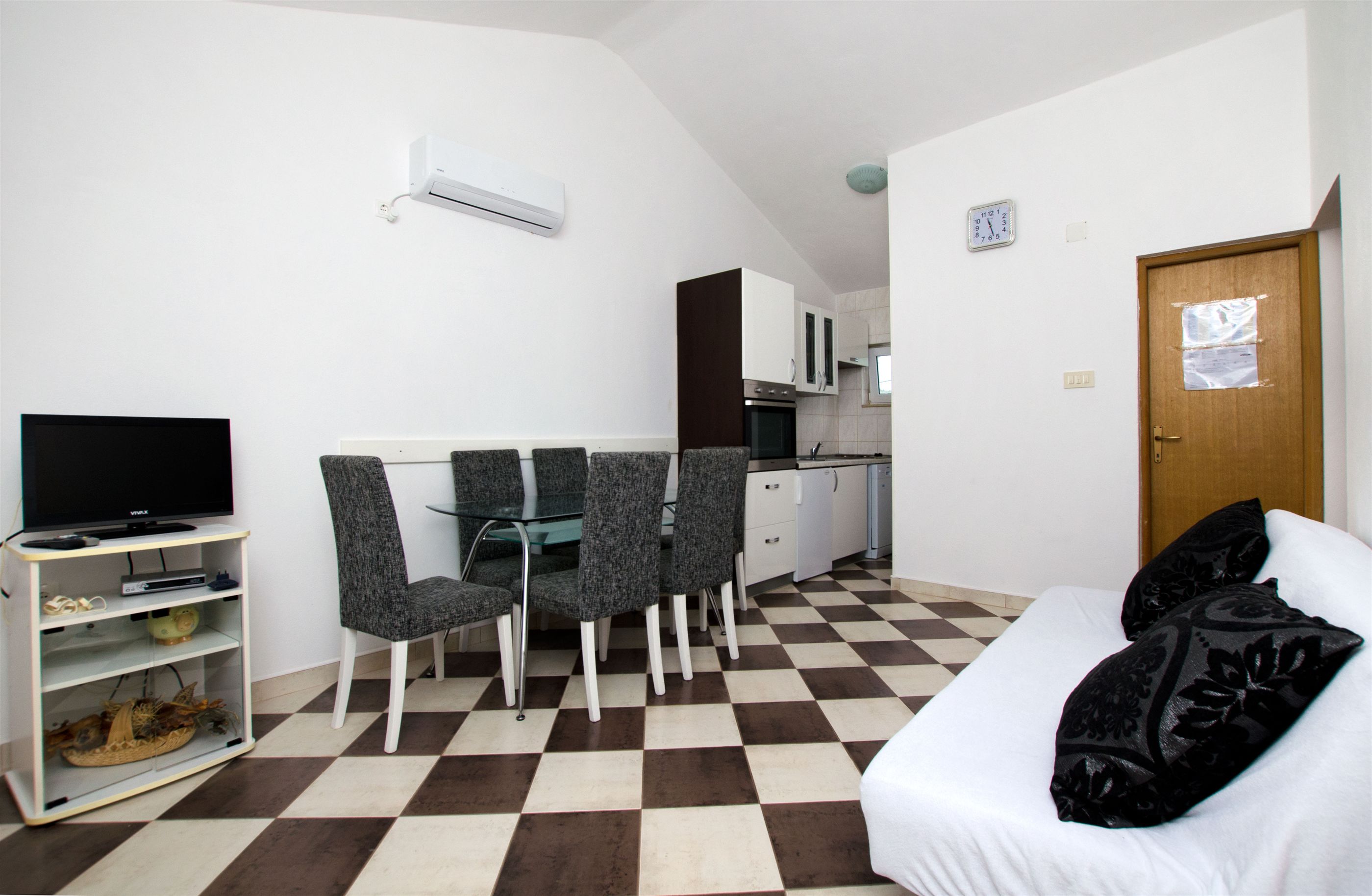 House Vinko 27132-K1