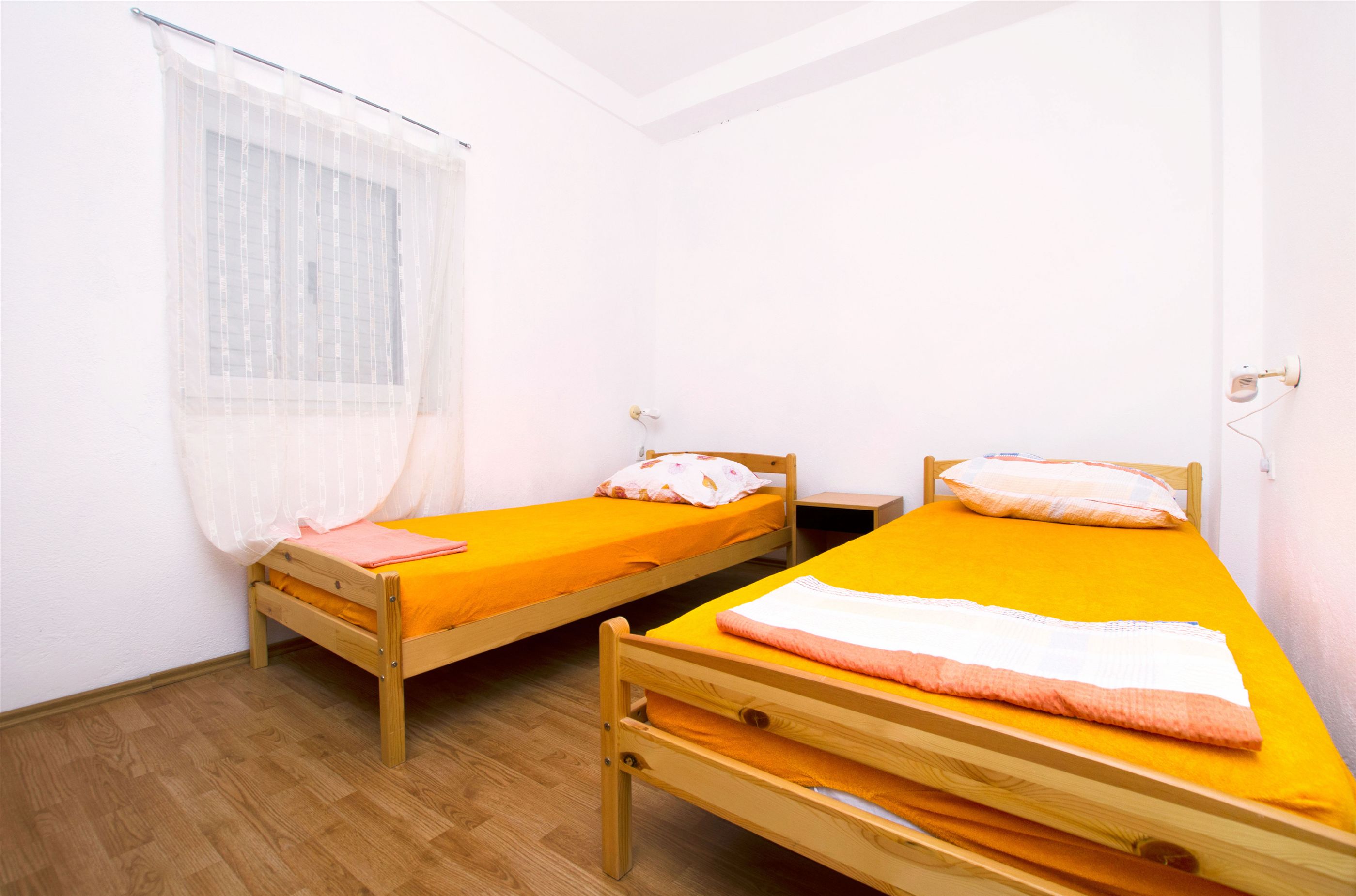 House Vinko 27132-K1