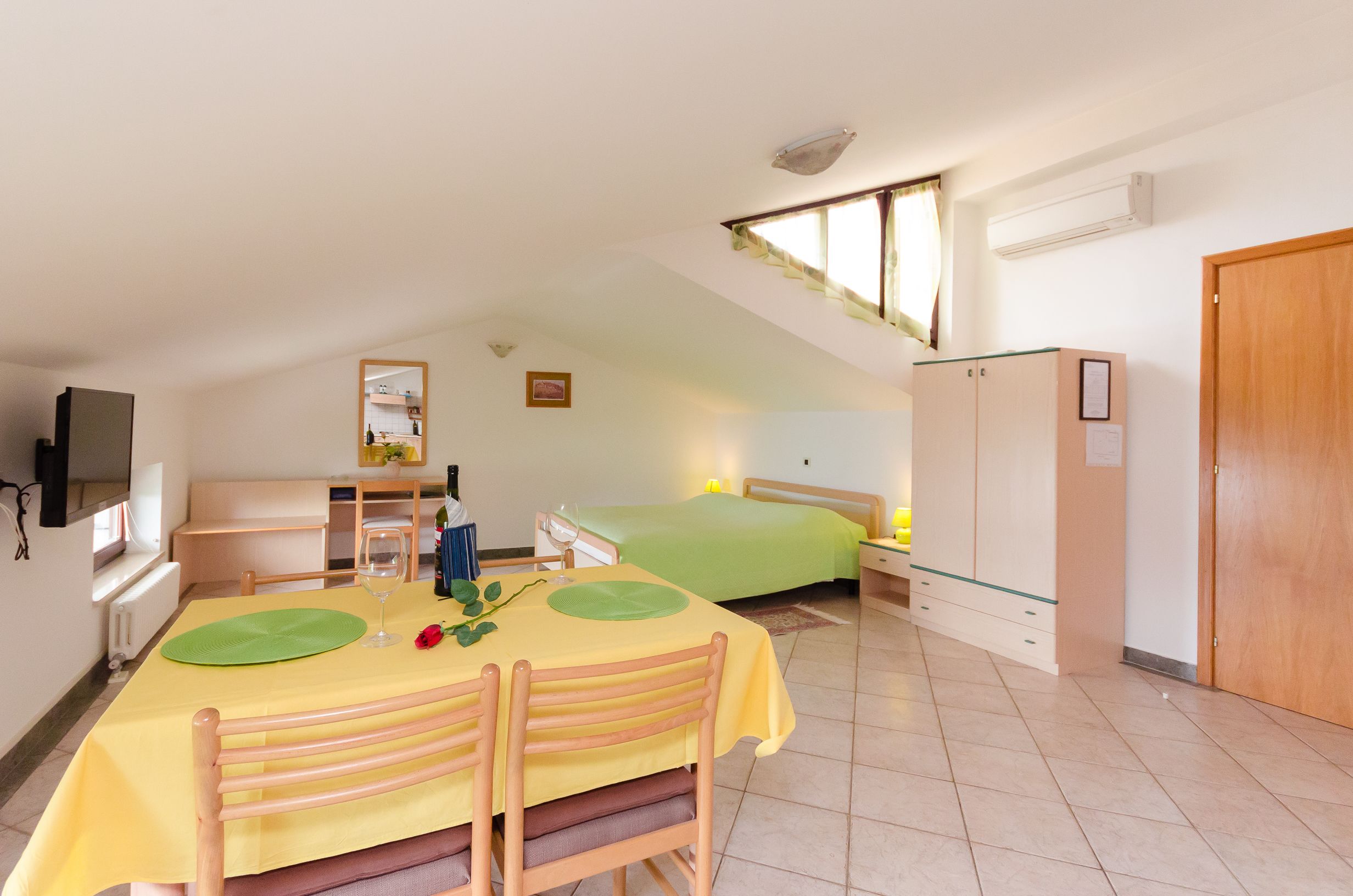 Apartments Milan 24071-A1