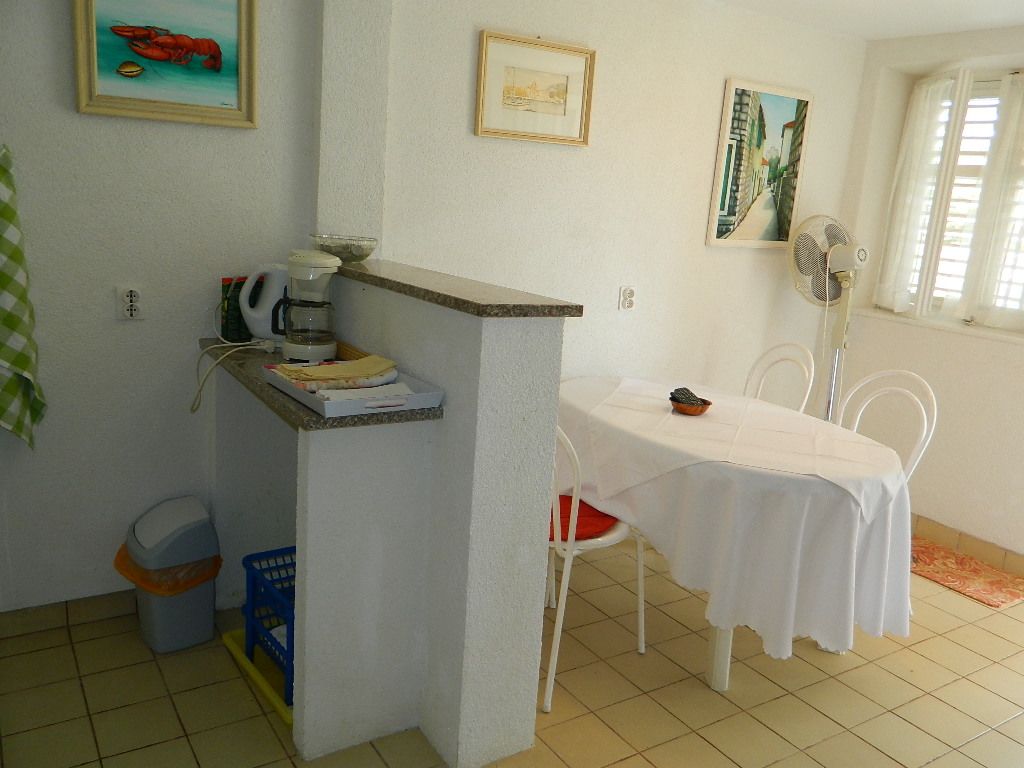 Apartment and Room Darinka 35551-S1