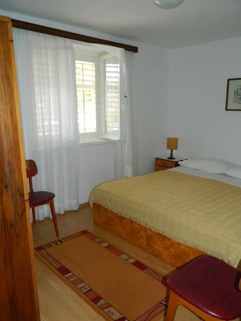 Apartment and Room Darinka 35551-S1