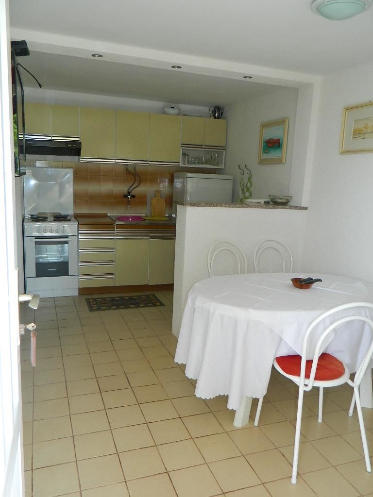 Apartment and Room Darinka 35551-S1