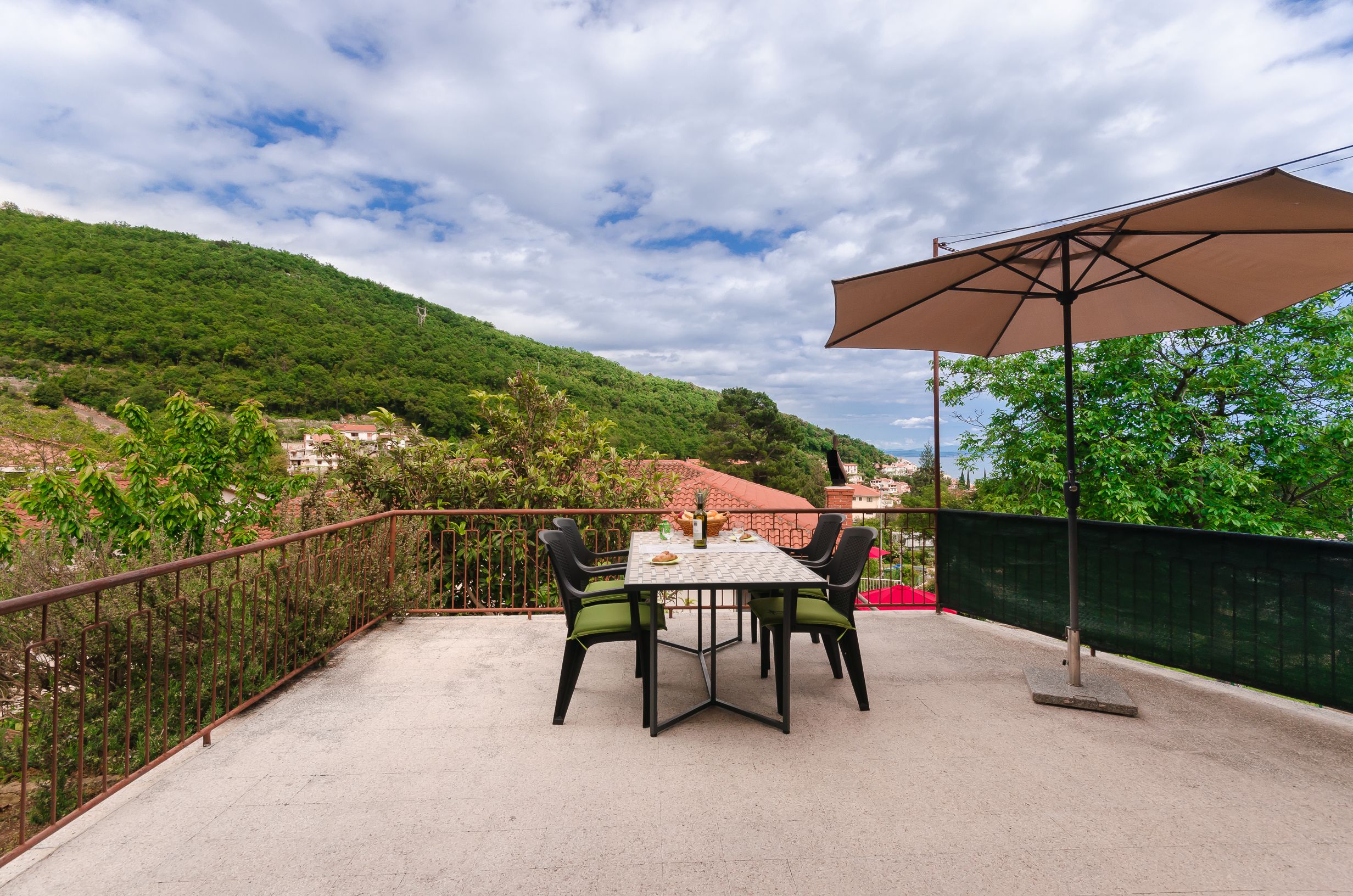 House Mirella 86121-K1