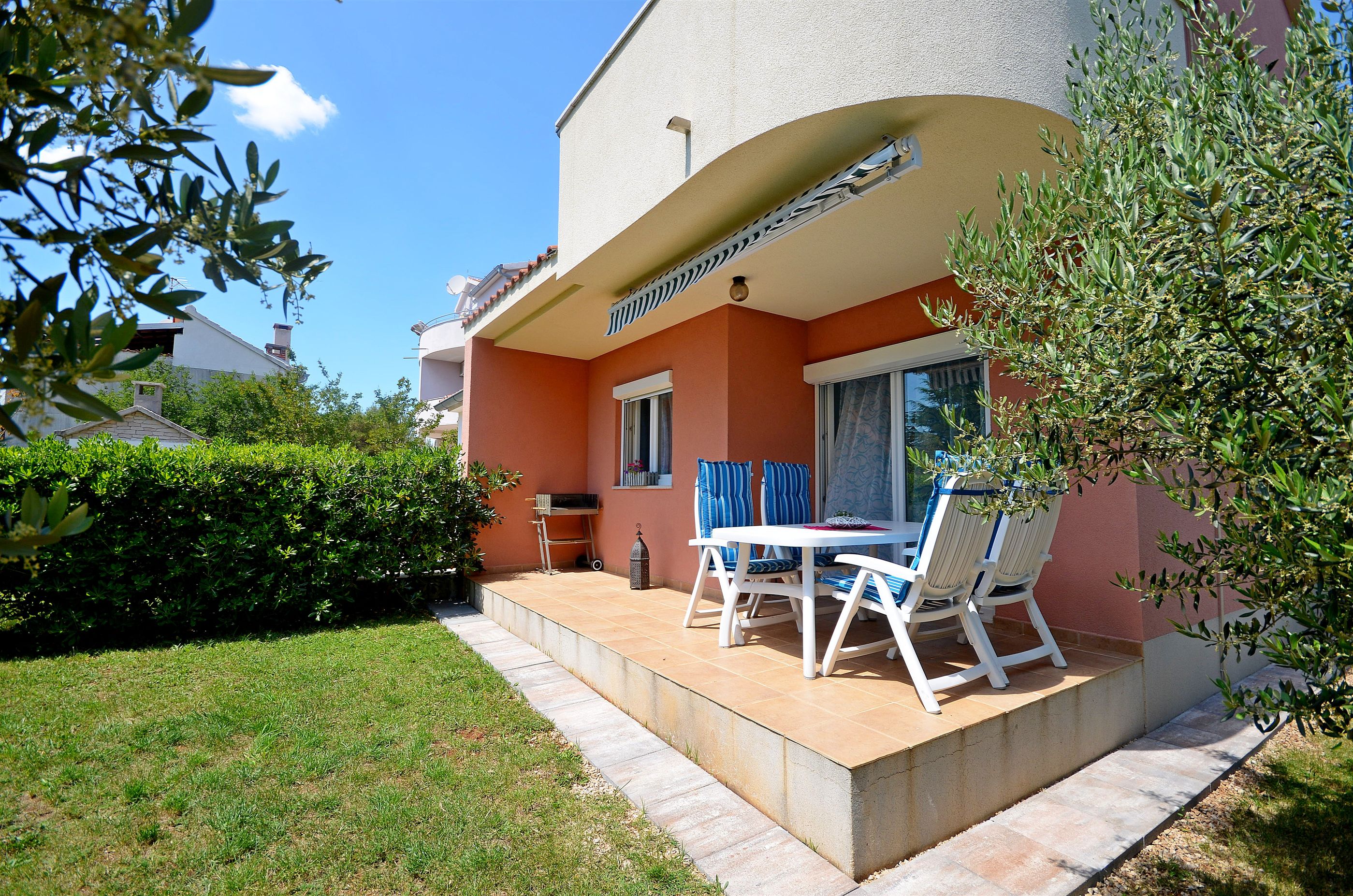 Apartments Danica 20461-A1