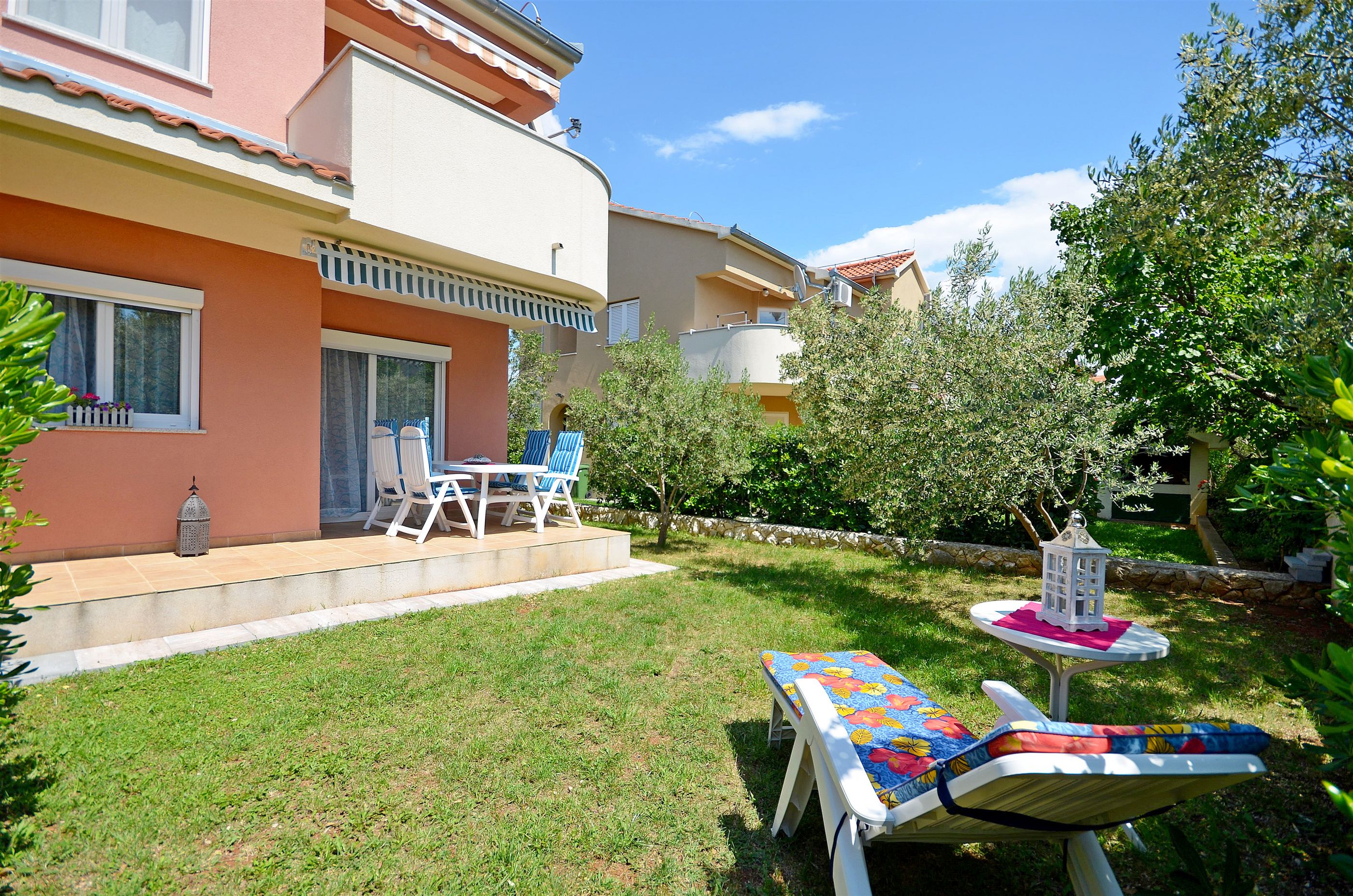 Apartments Danica 20461-A1