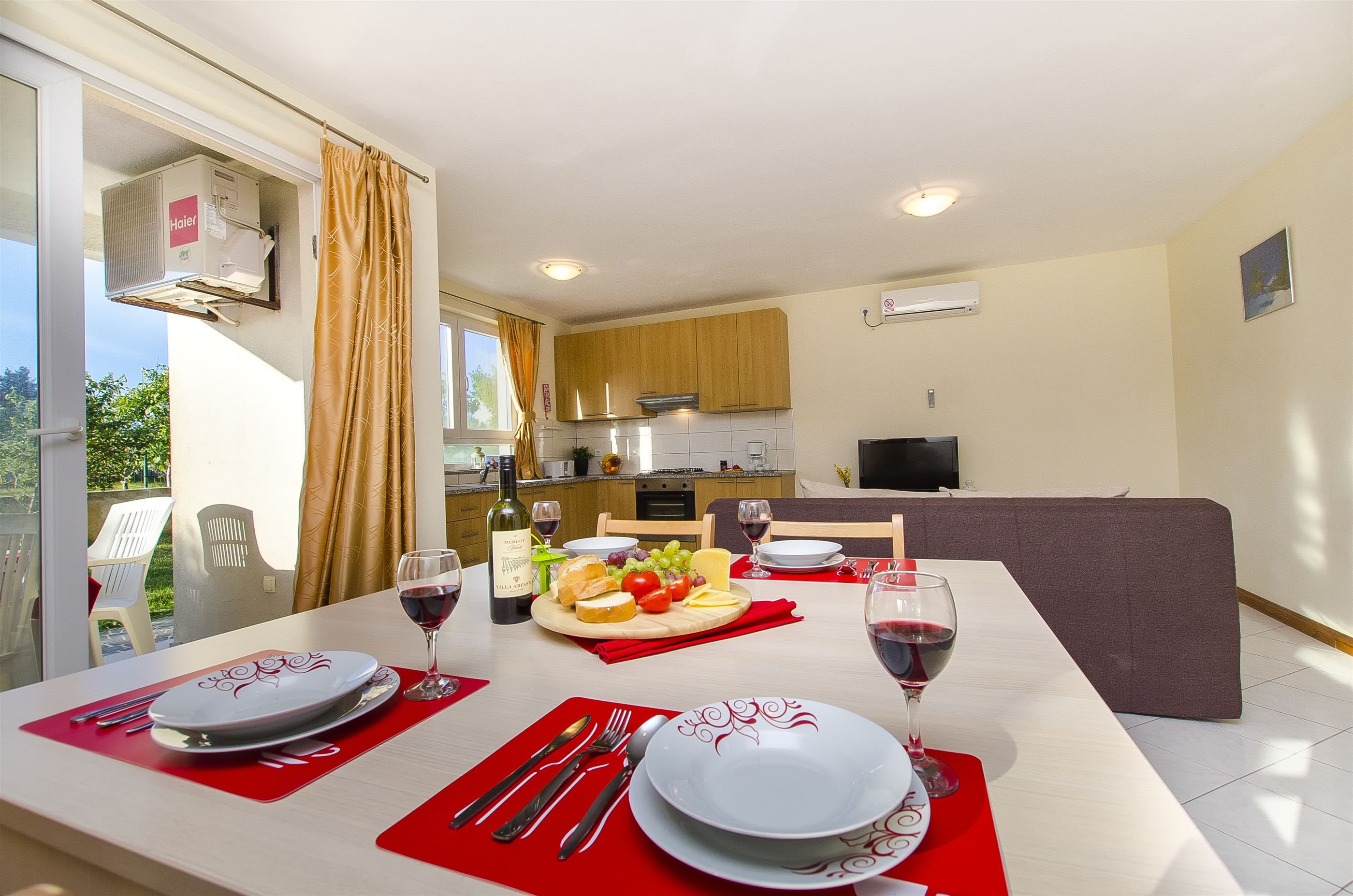 Apartments Glavan 27041-A5