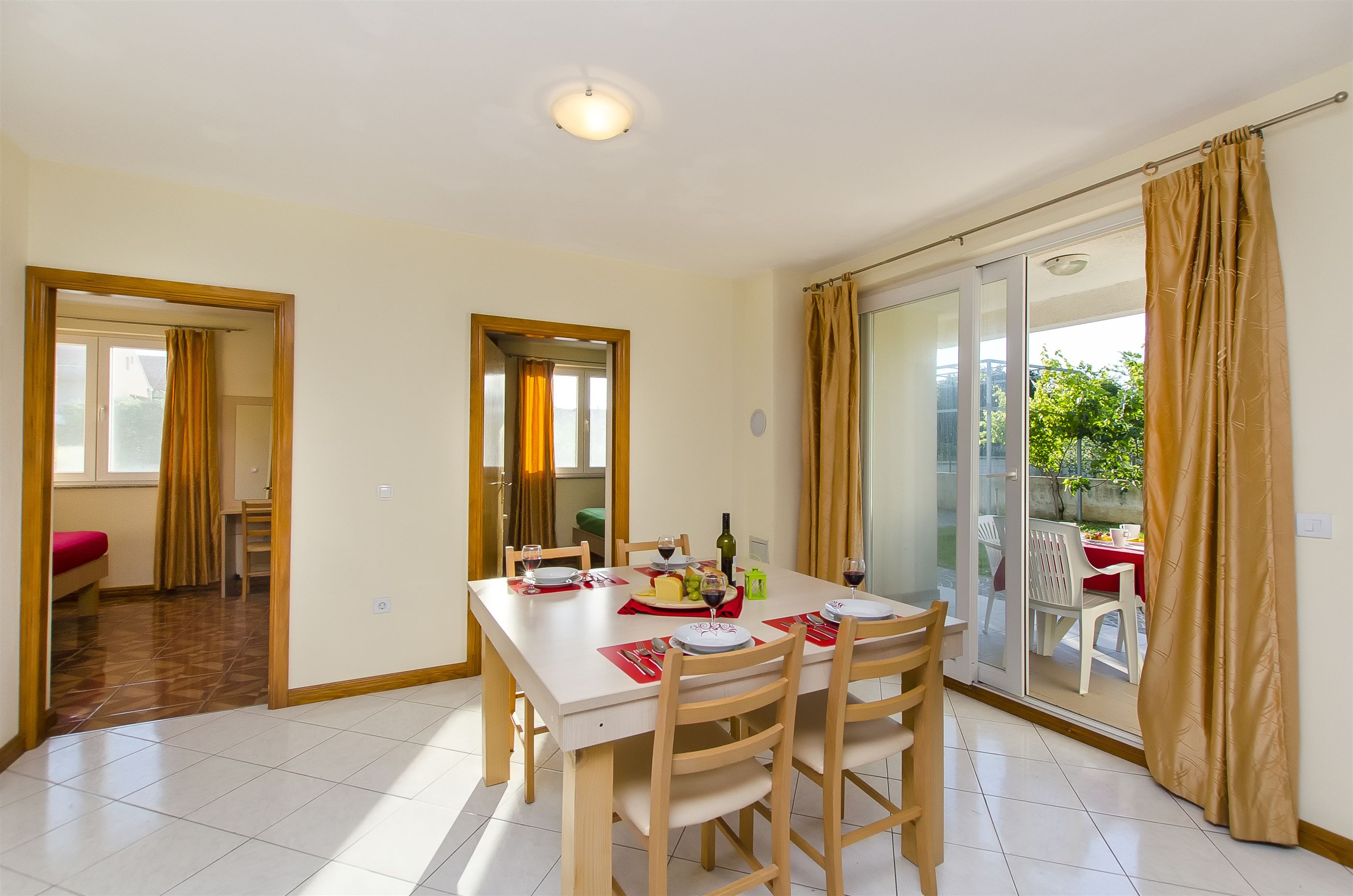Apartments Glavan 27041-A5