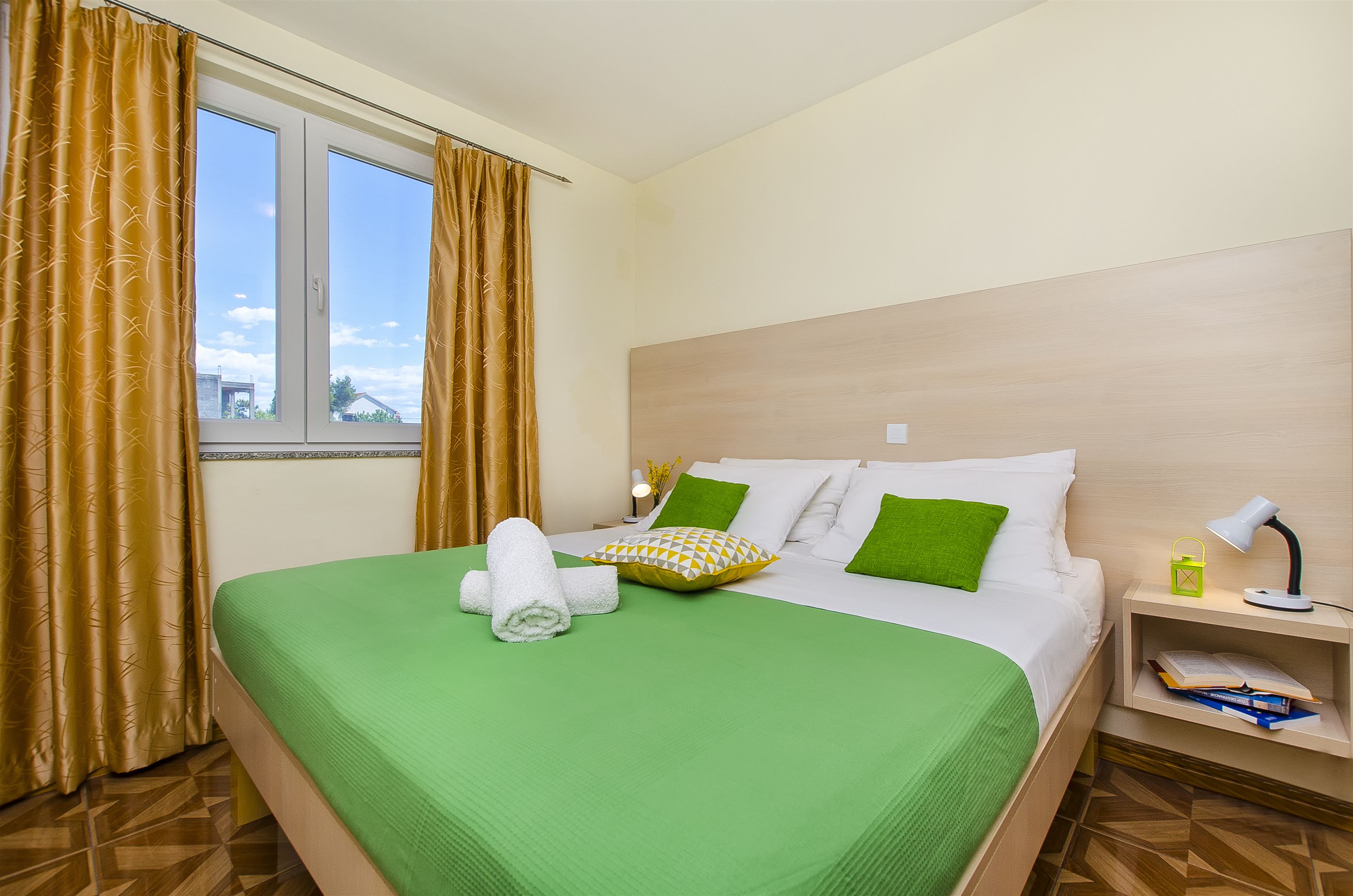 Apartments Glavan 27041-A6