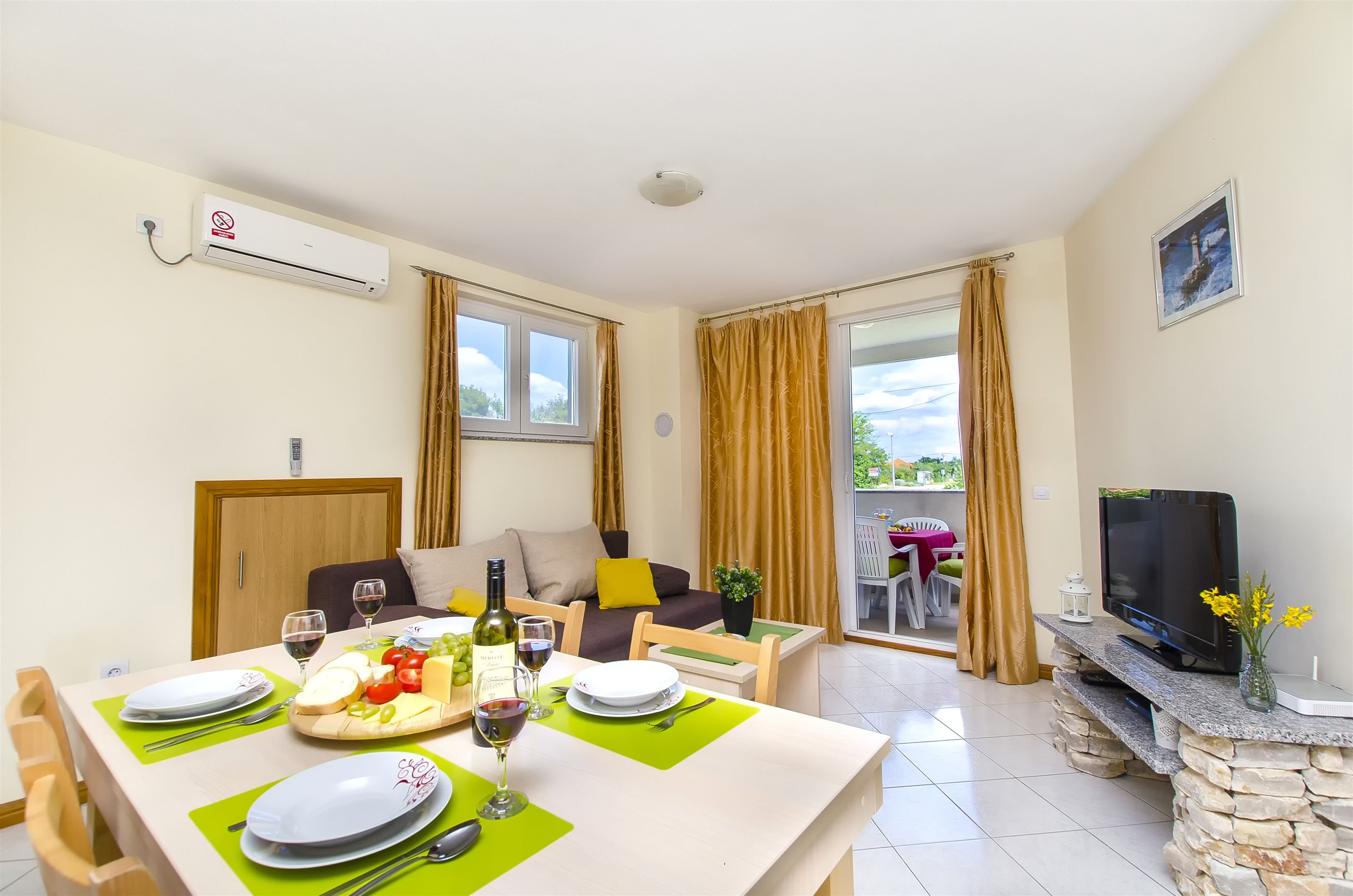 Apartments Glavan 27041-A6