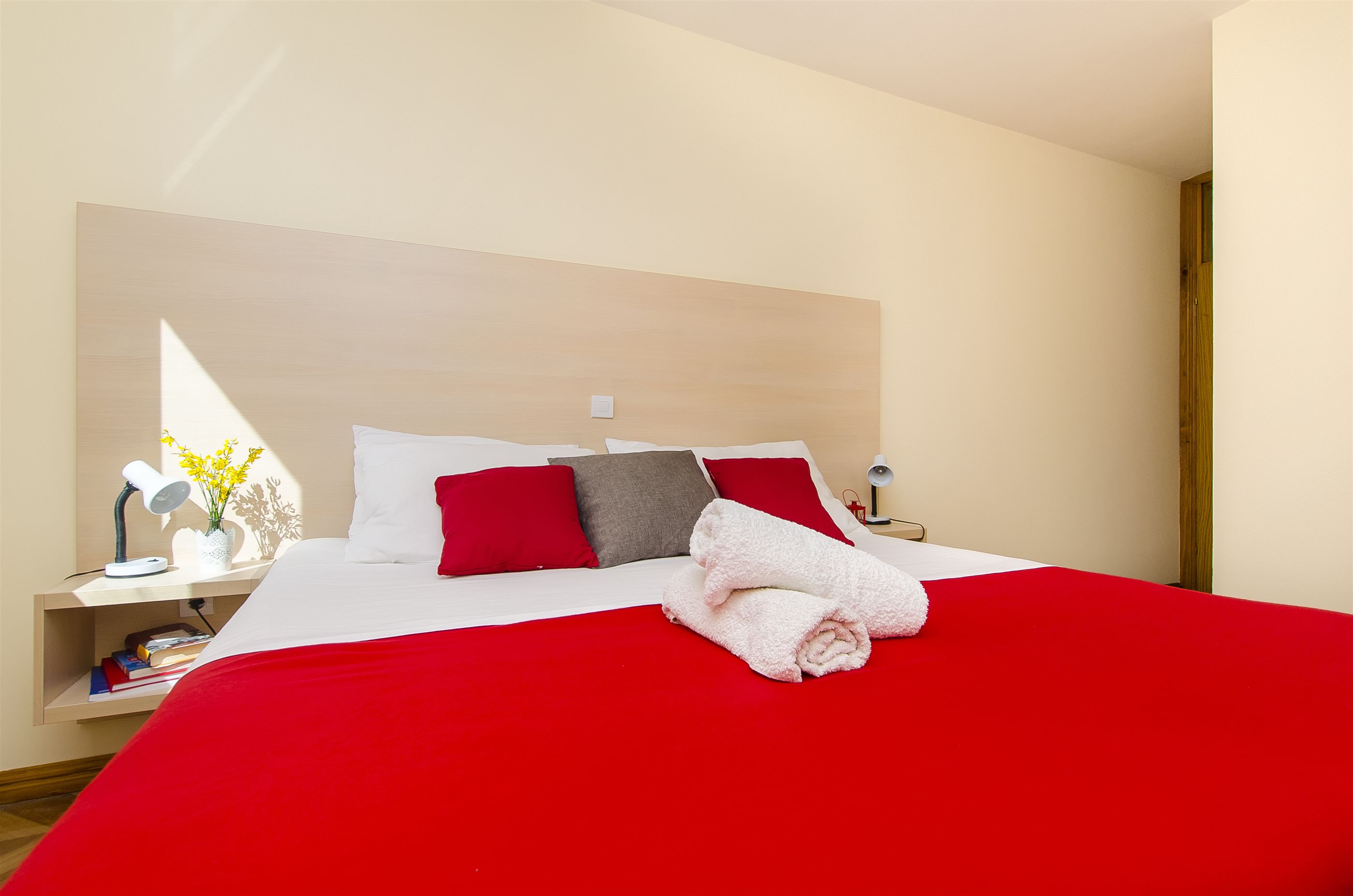Apartments Glavan 27041-A8