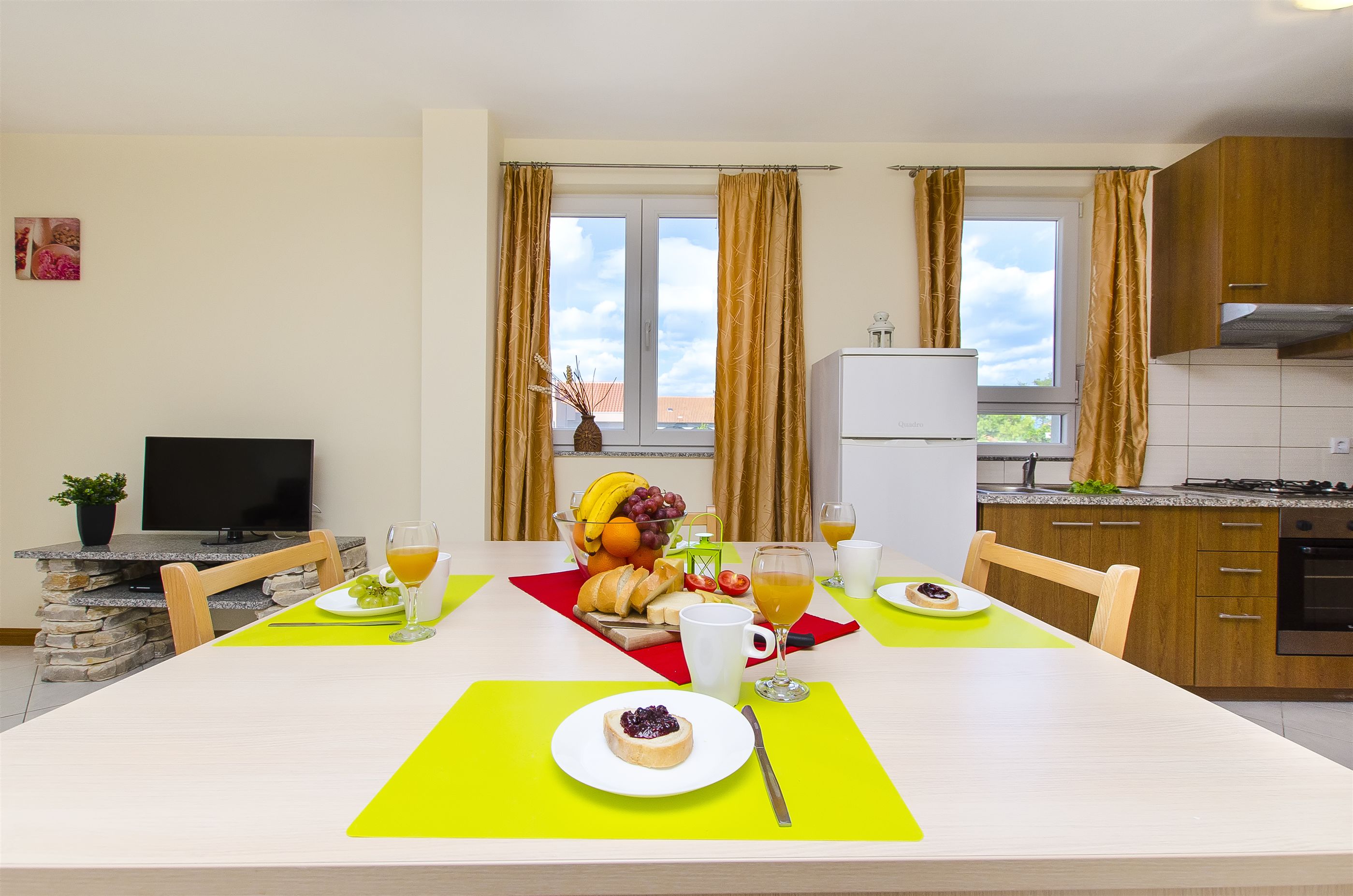 Apartments Glavan 27041-A8