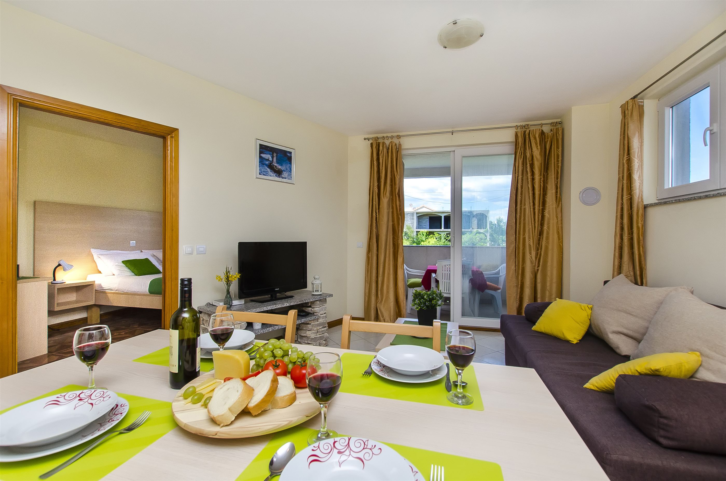 Apartments Glavan 27041-A2