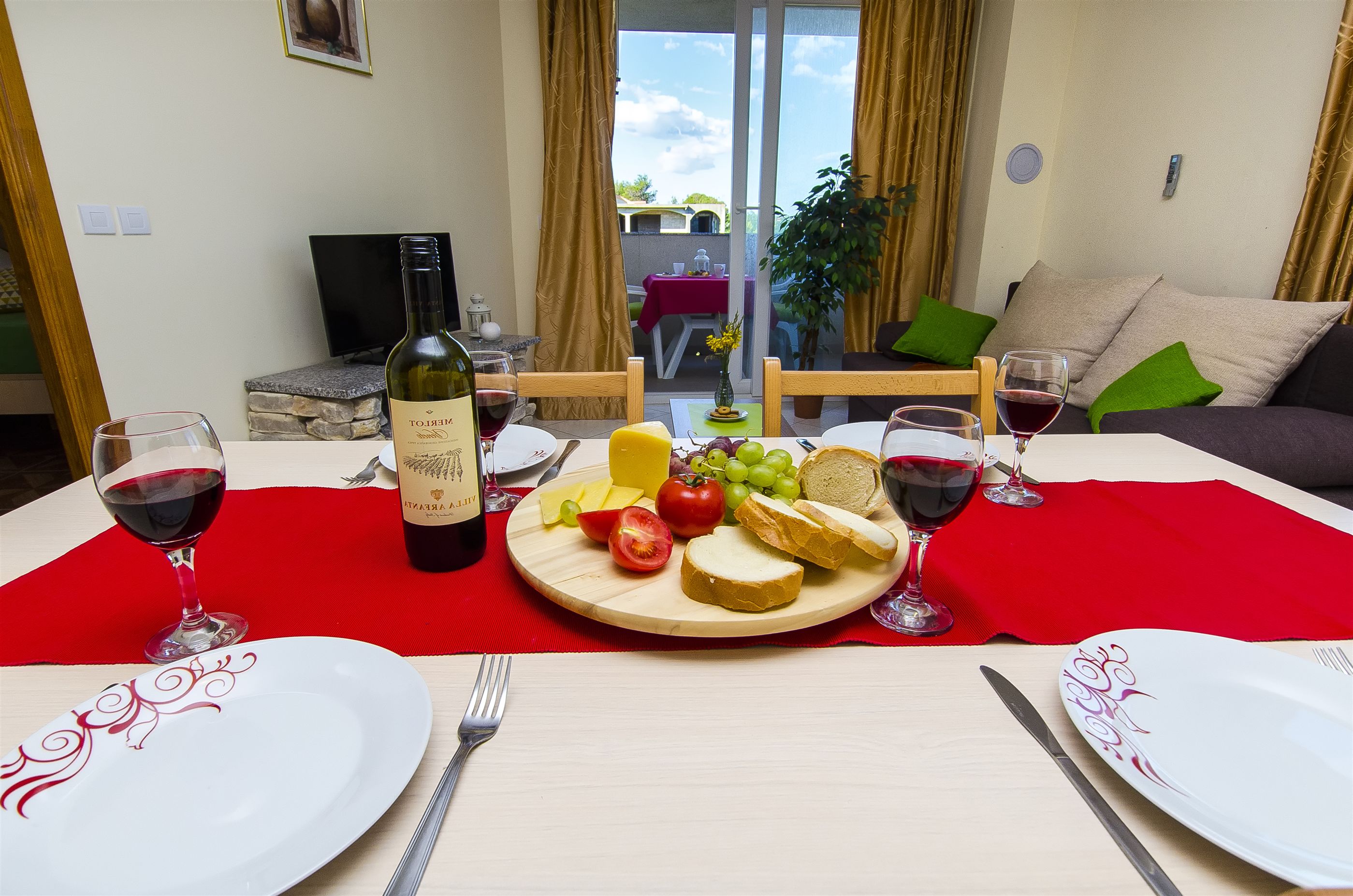 Apartments Glavan 27041-A3