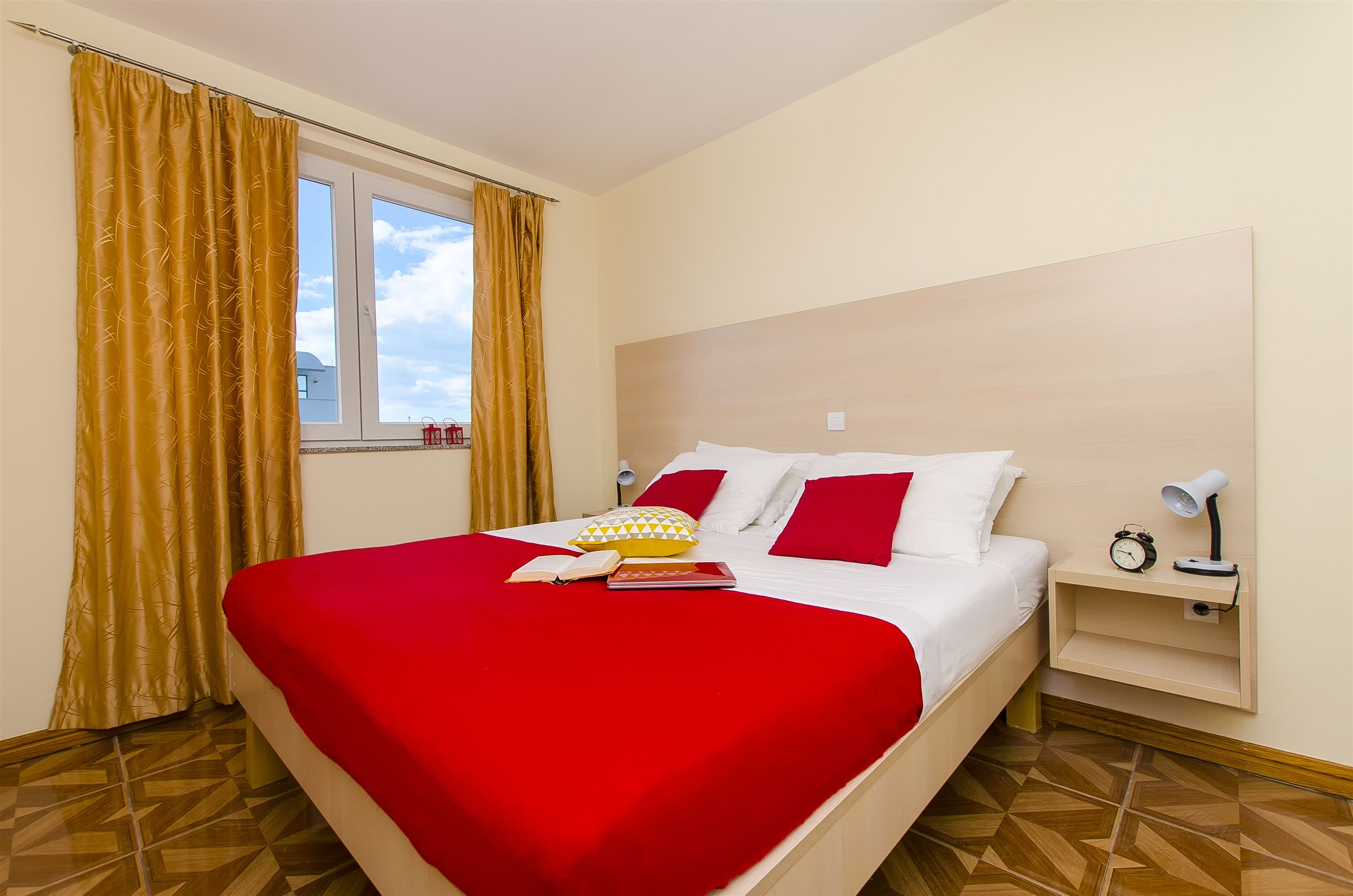 Apartments Glavan 27041-A4