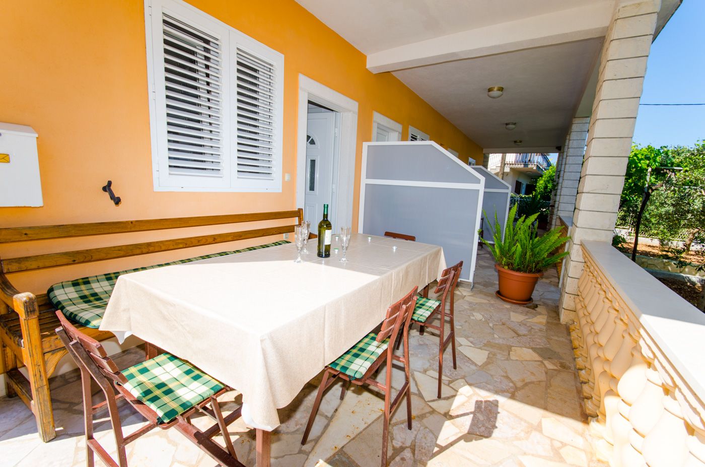 Apartments Ivana 37381-A1