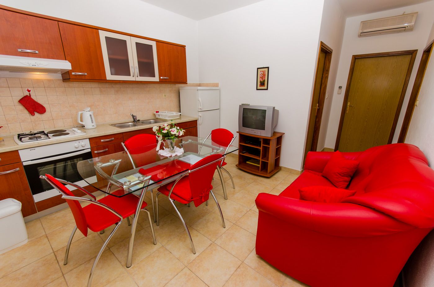 Apartments Ivana 37381-A1