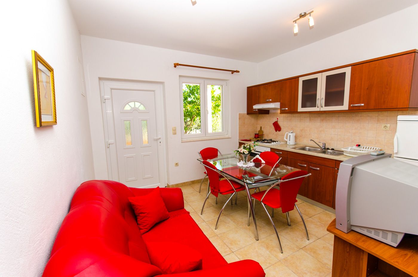 Apartments Ivana 37381-A1