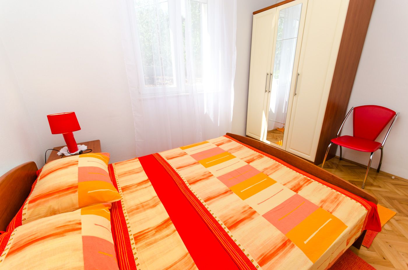 Apartments Ivana 37381-A1