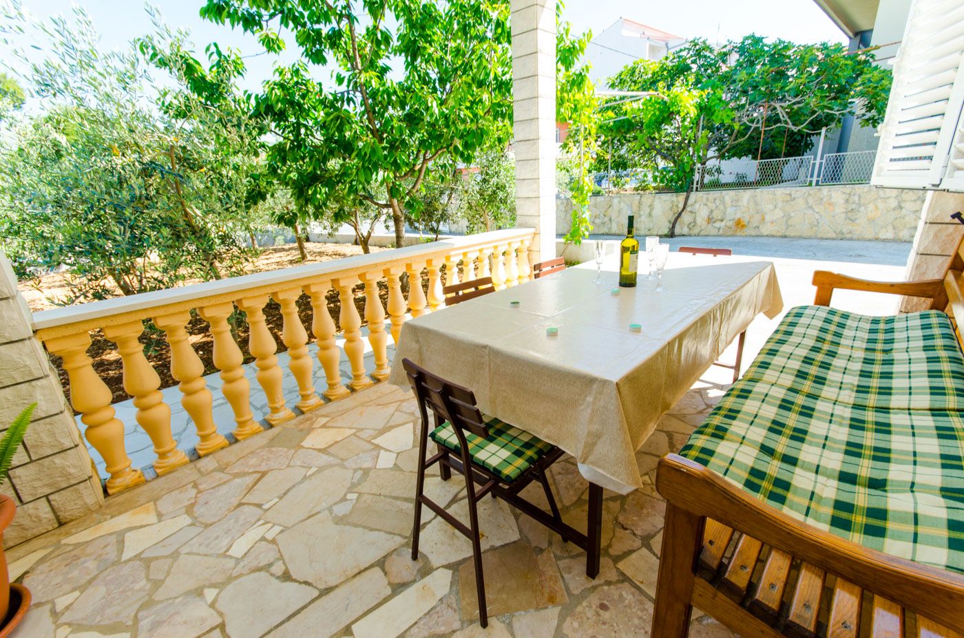 Apartments Ivana 37381-A1
