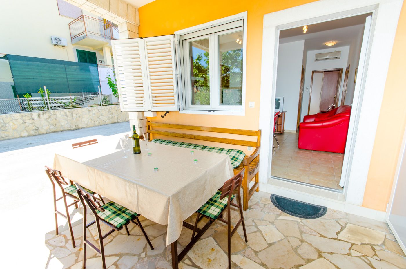 Apartments Ivana 37381-A1