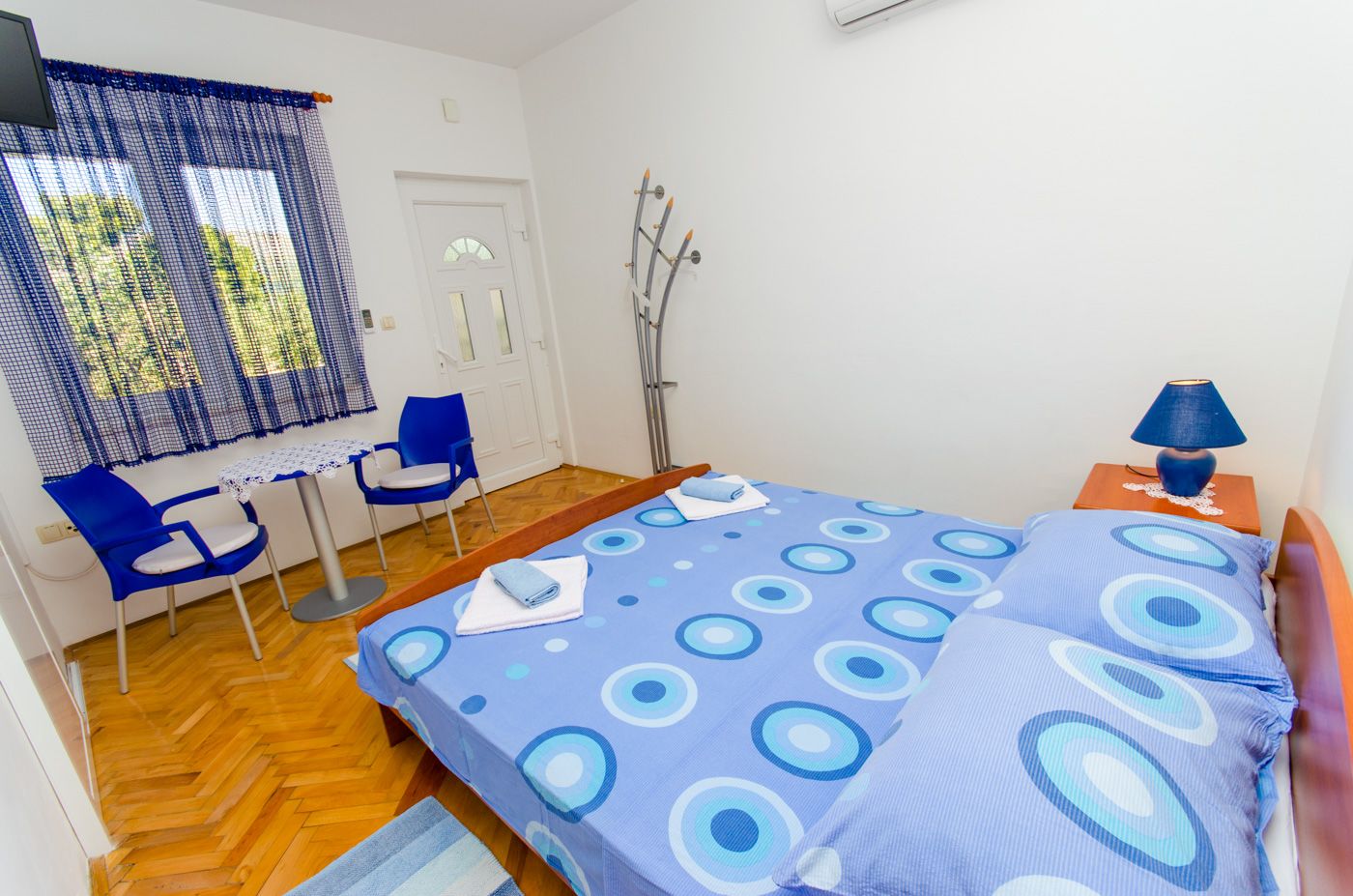 Apartments Ivana 37381-A2