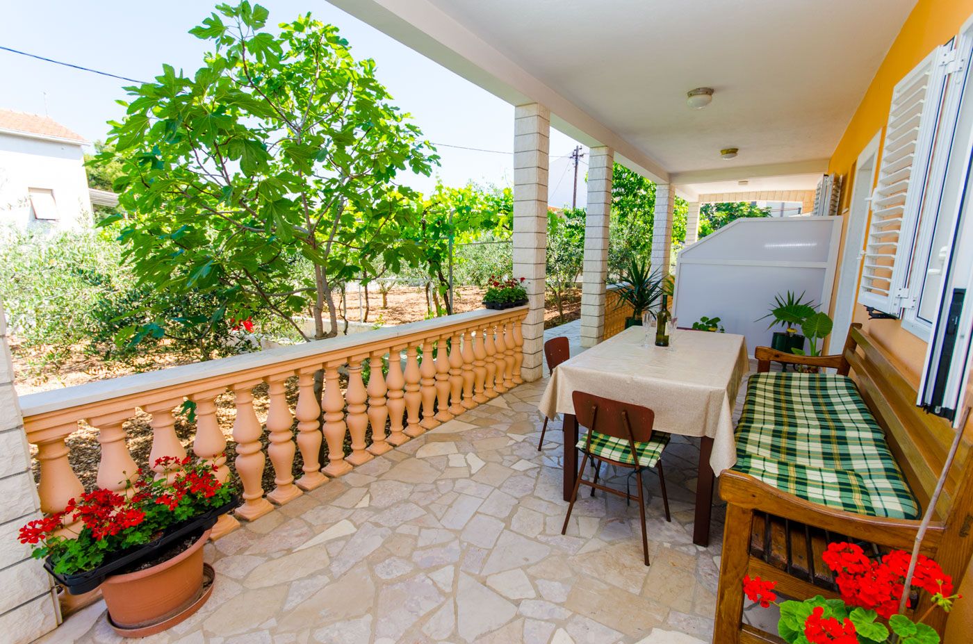 Apartments Ivana 37381-A3