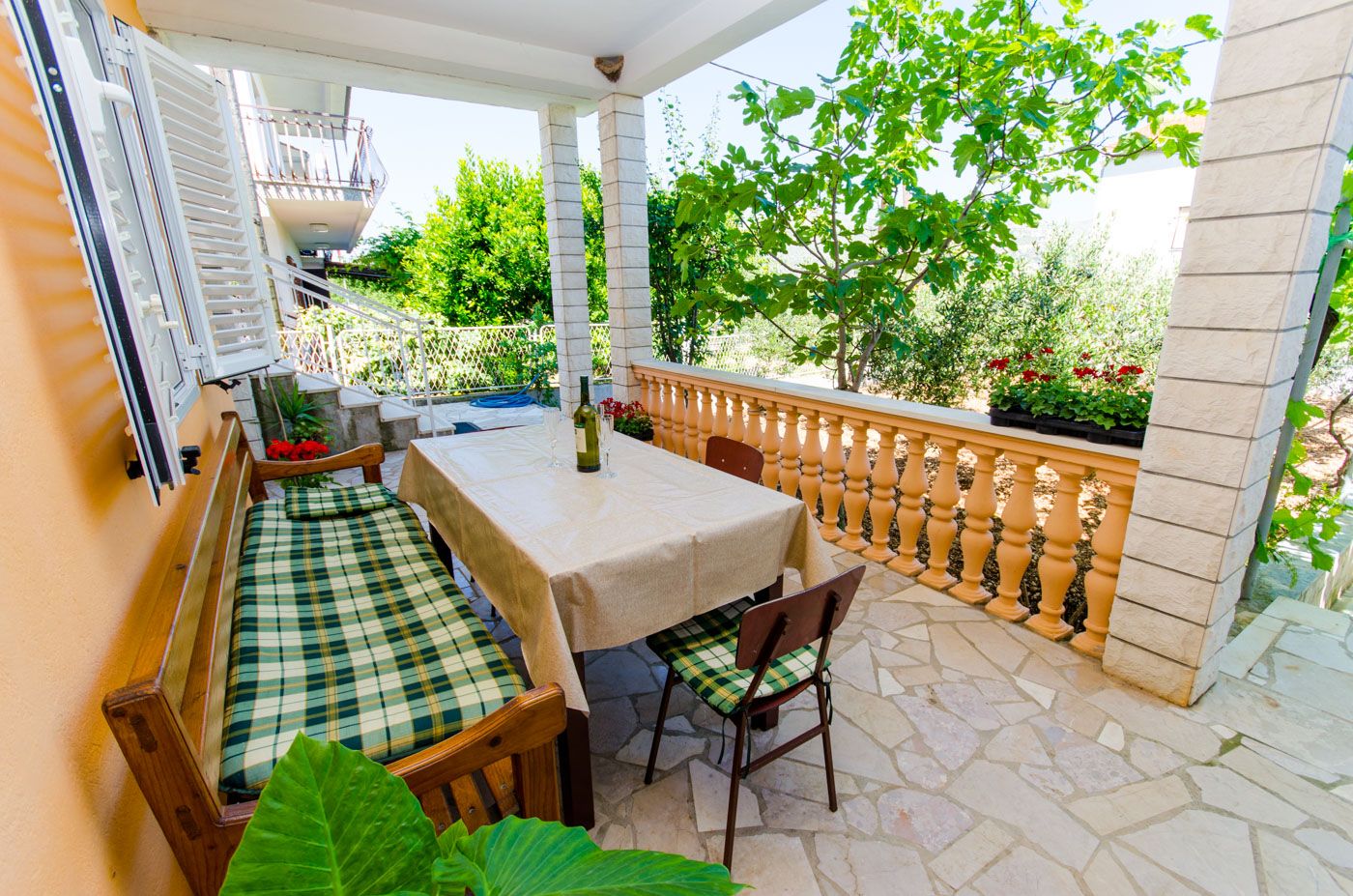 Apartments Ivana 37381-A3