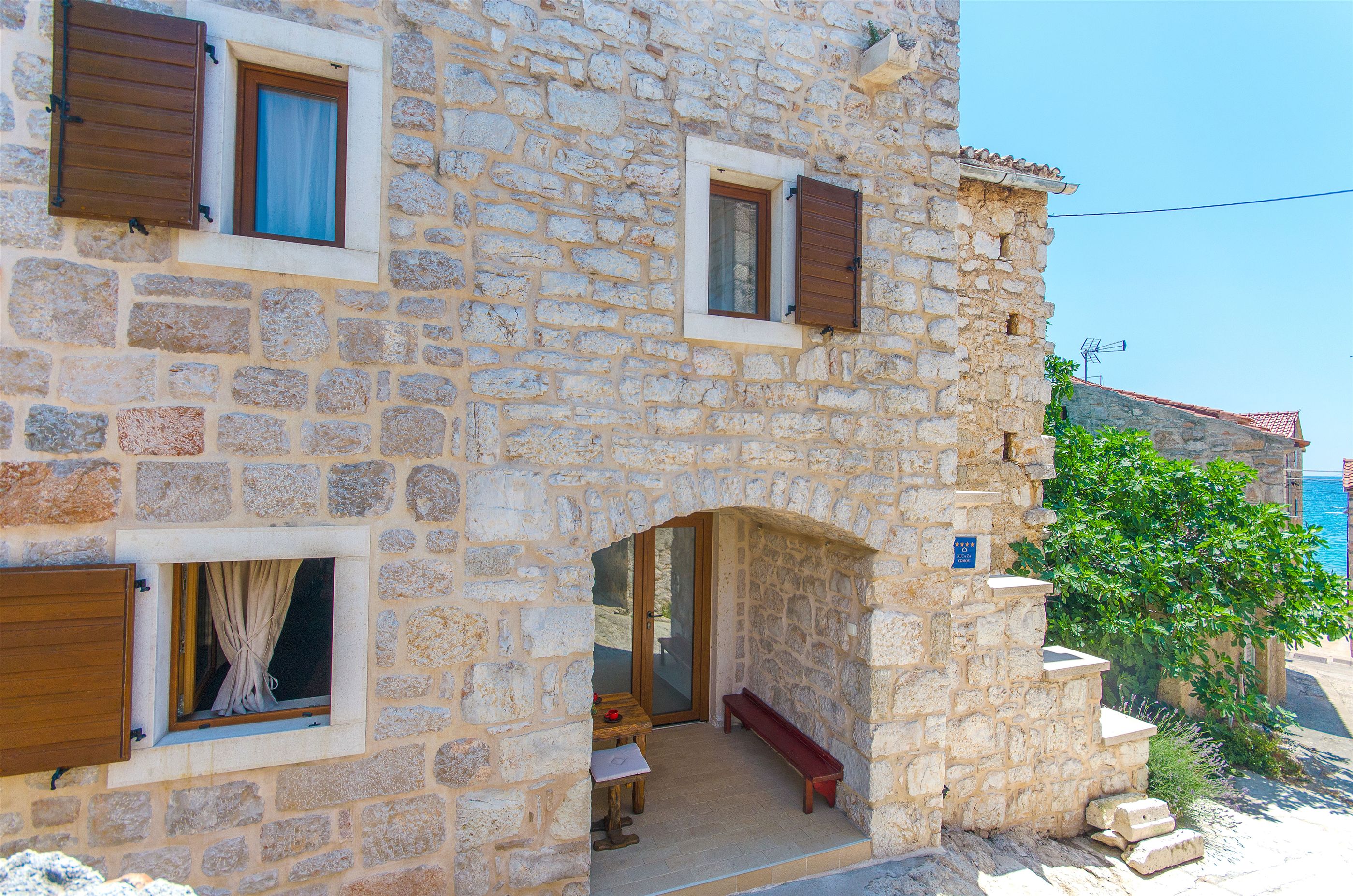 House Stone house island Prvić 27111-K1