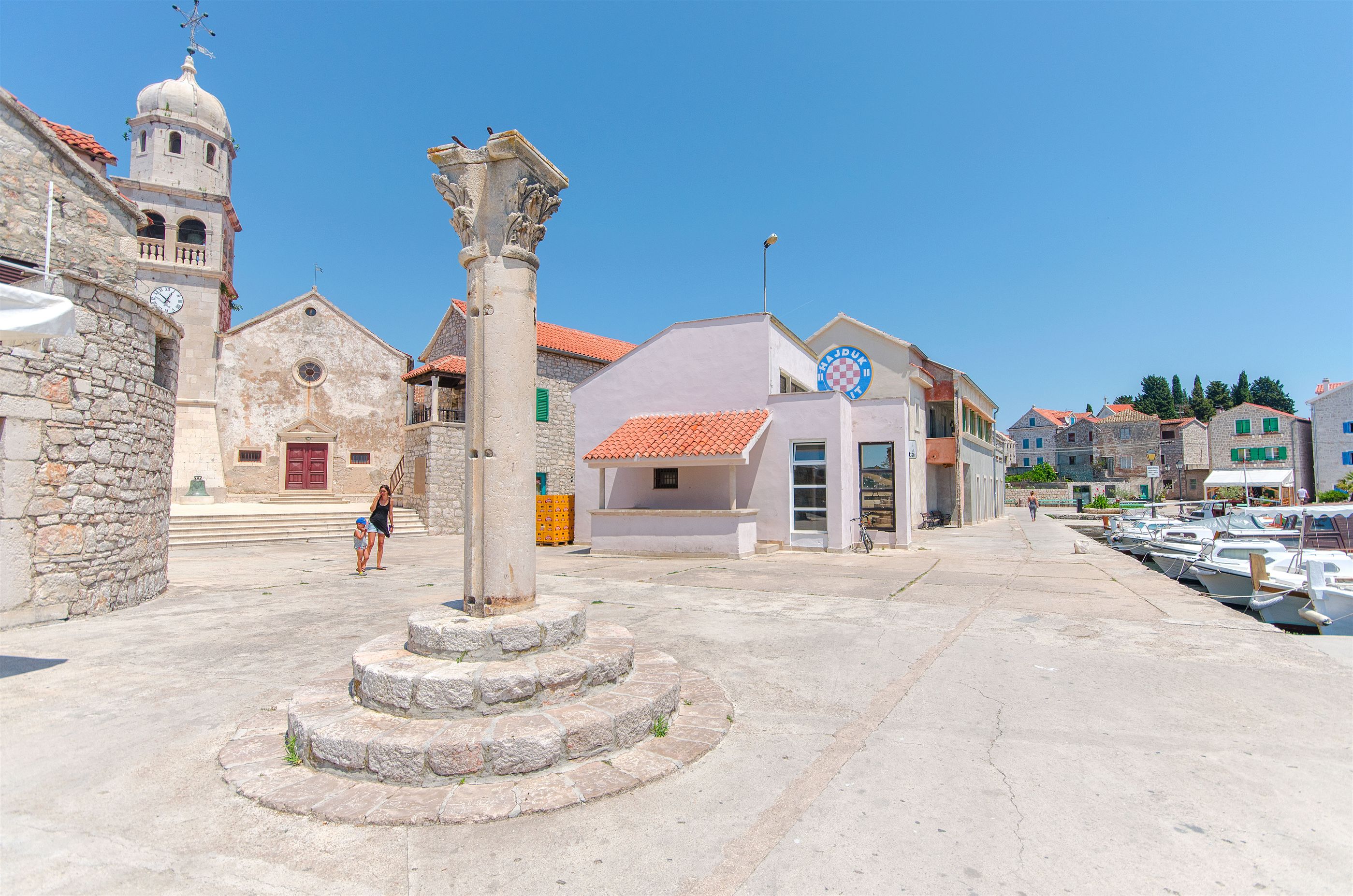 House Stone house island Prvić 27111-K1