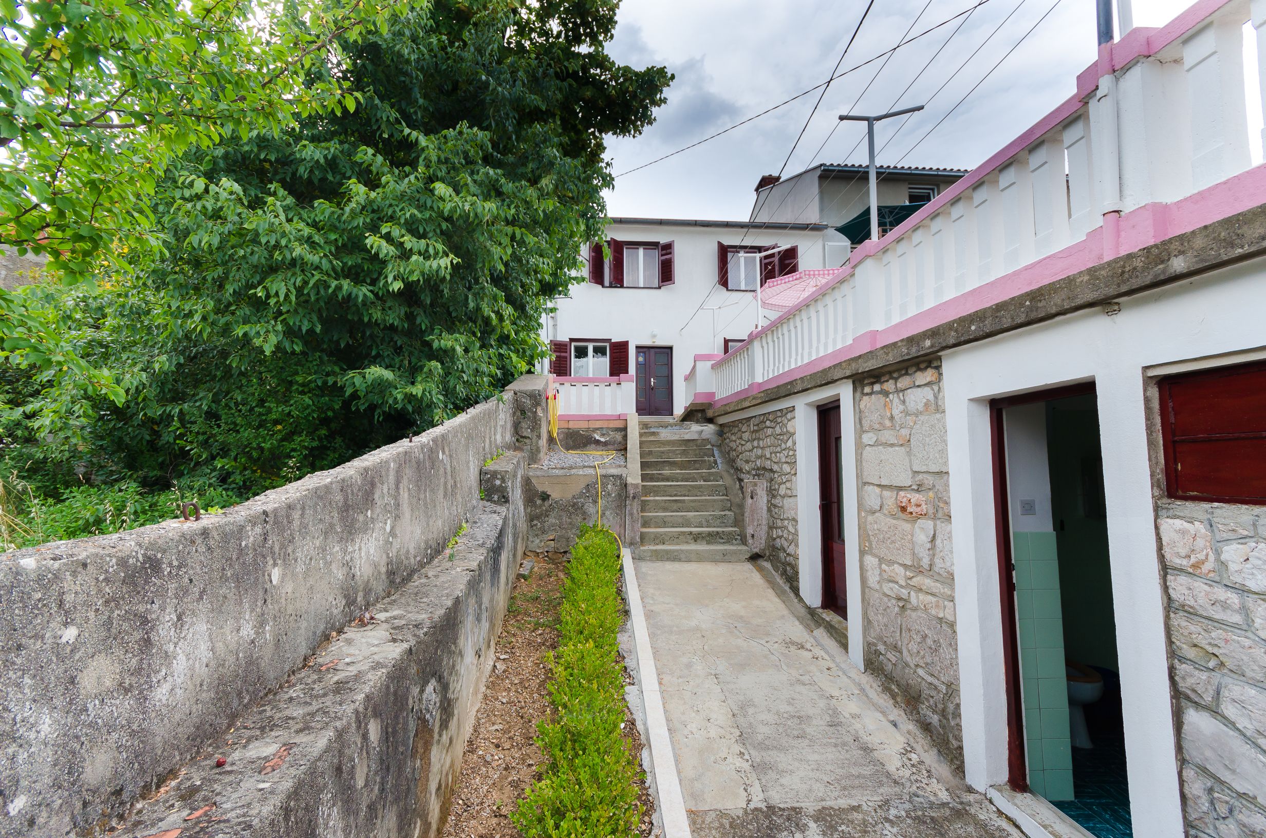 House Laura 66682-K1
