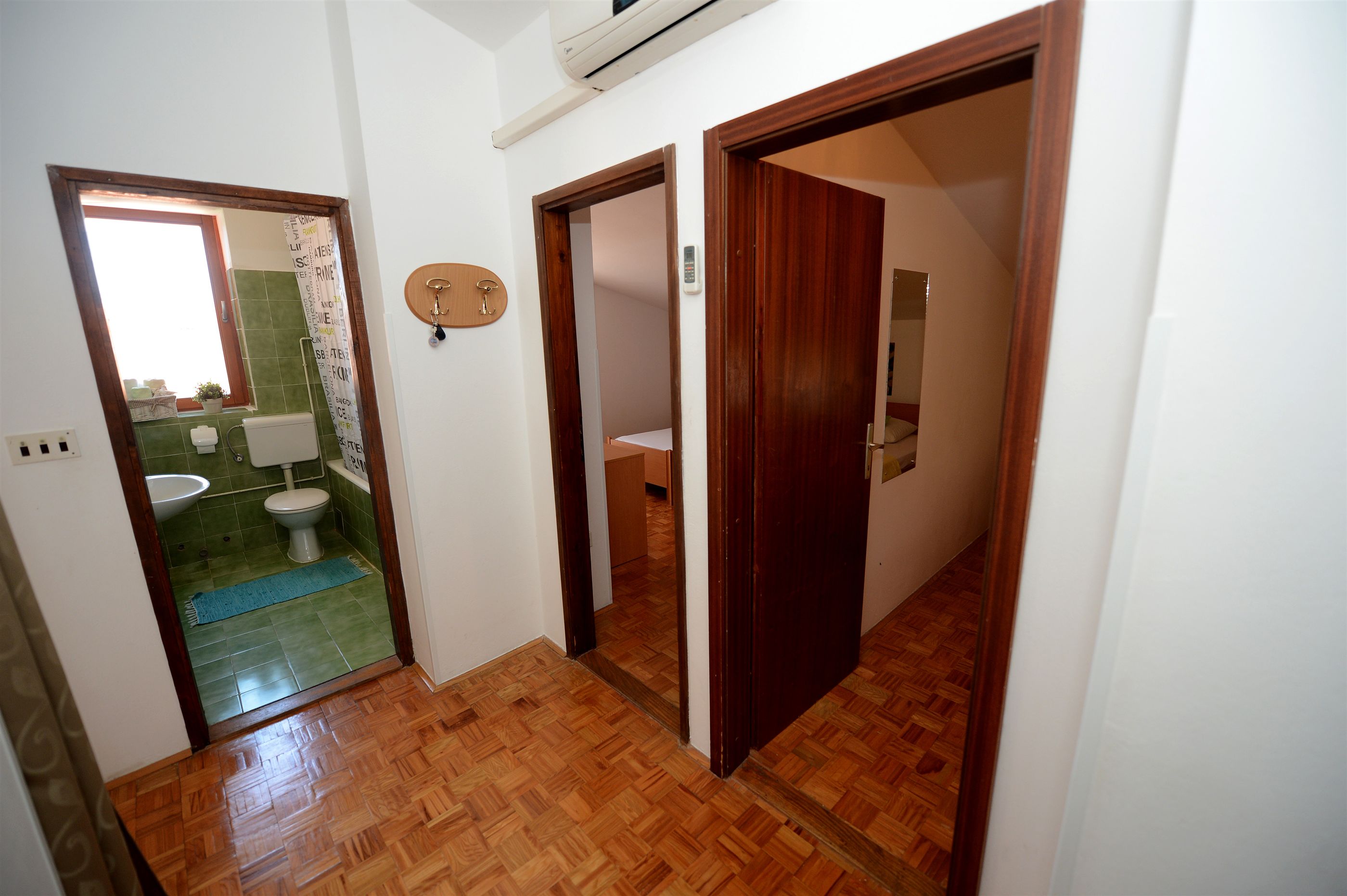 Apartments Anđelko 22491-A2