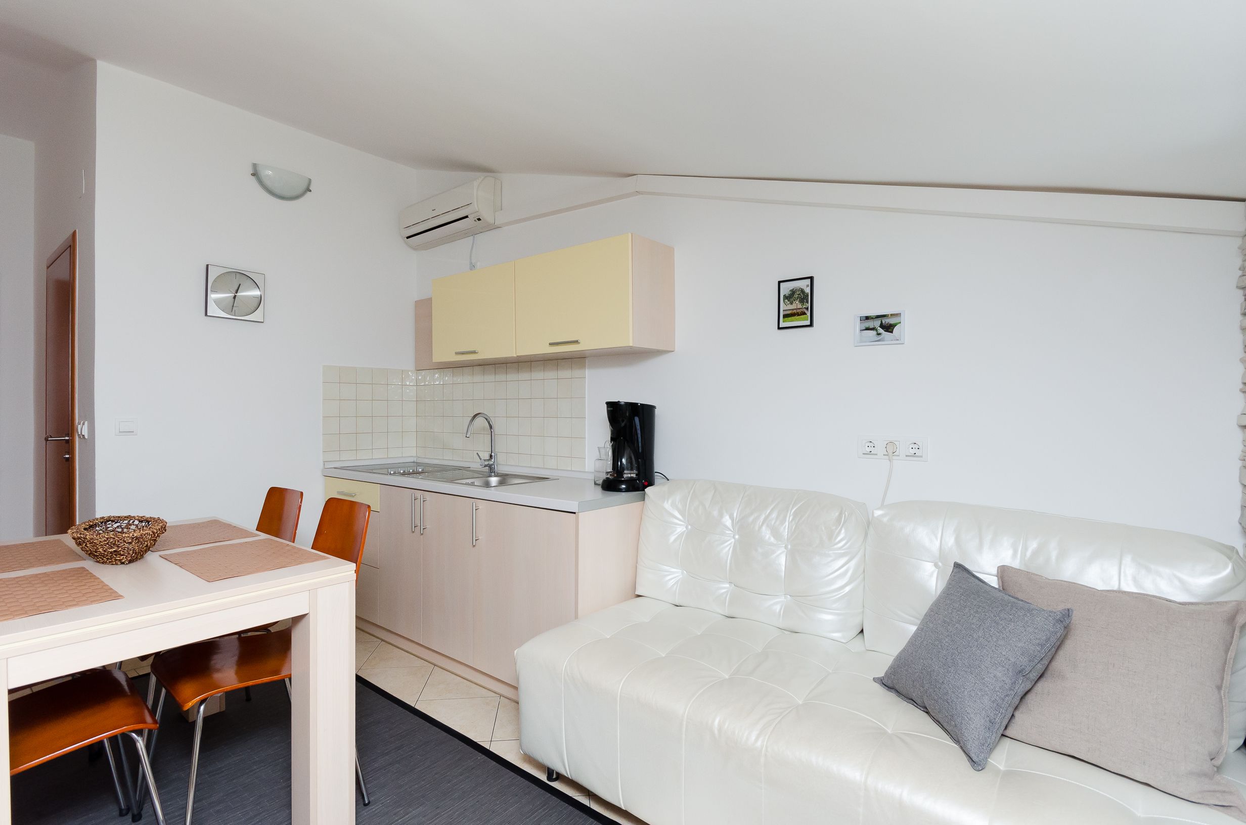 Apartments Valbruna 72981-A4