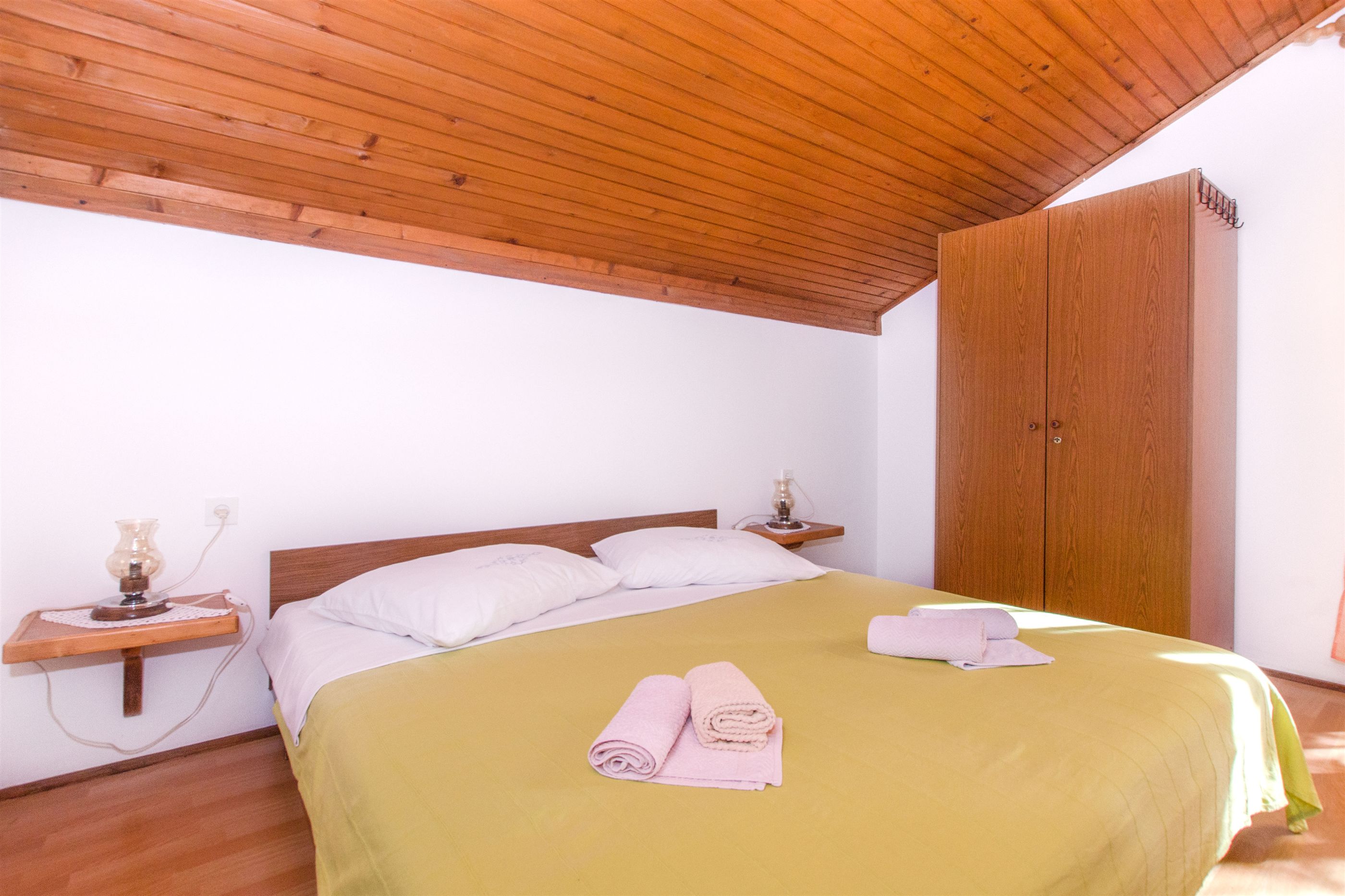 Apartments and Rooms Stjepan 31771-A6